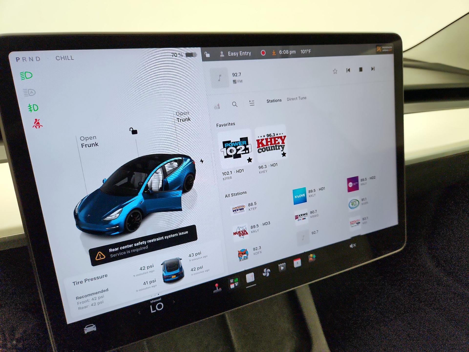 Thumbnail: 2023 Tesla Model 3 - 15