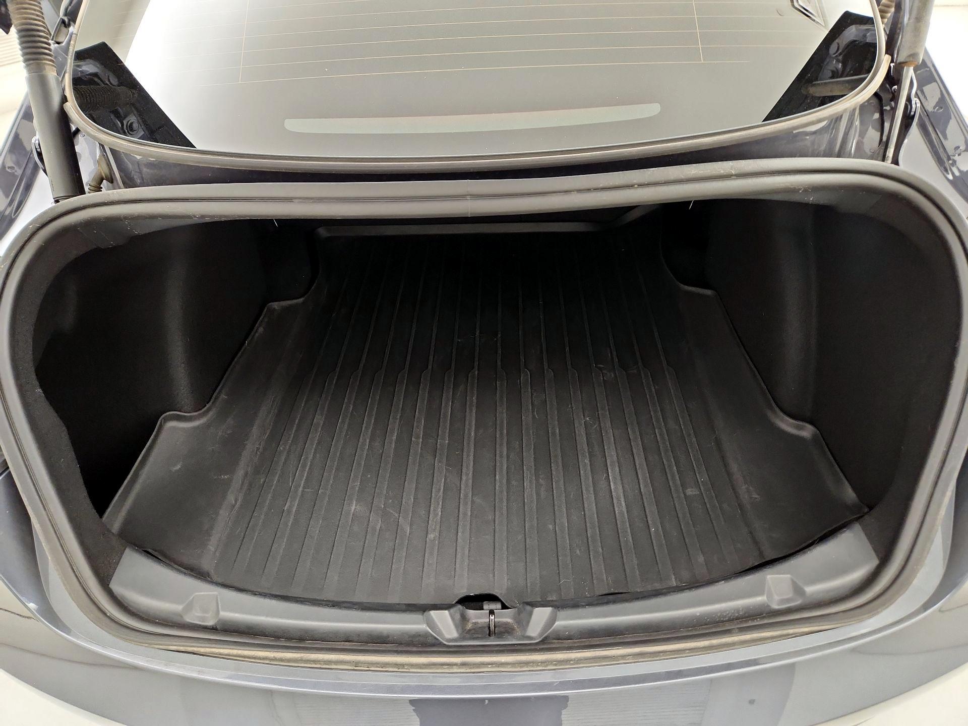 Thumbnail: 2023 Tesla Model 3 - 19