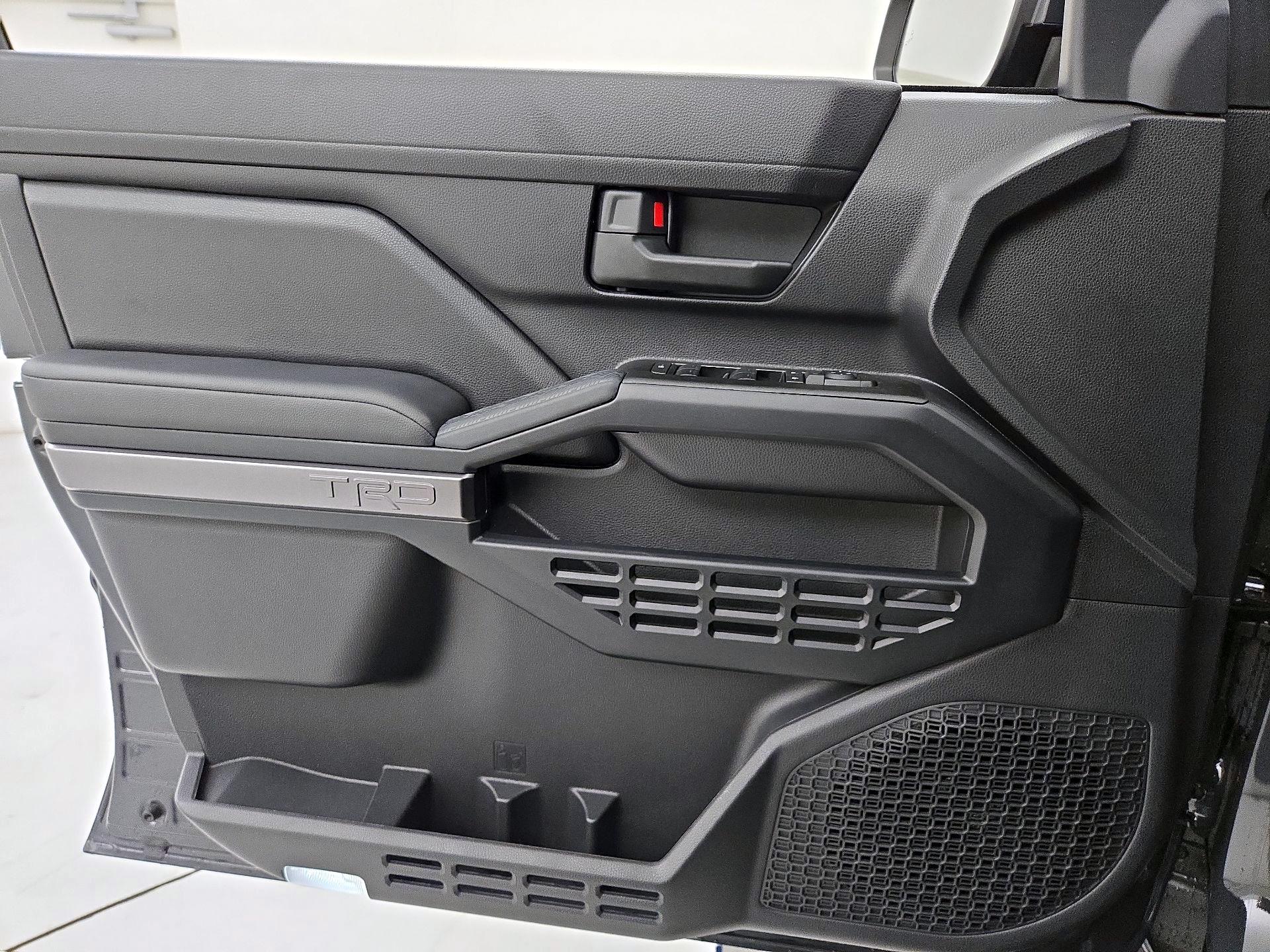 Thumbnail: 2026 Toyota 4Runner - 12