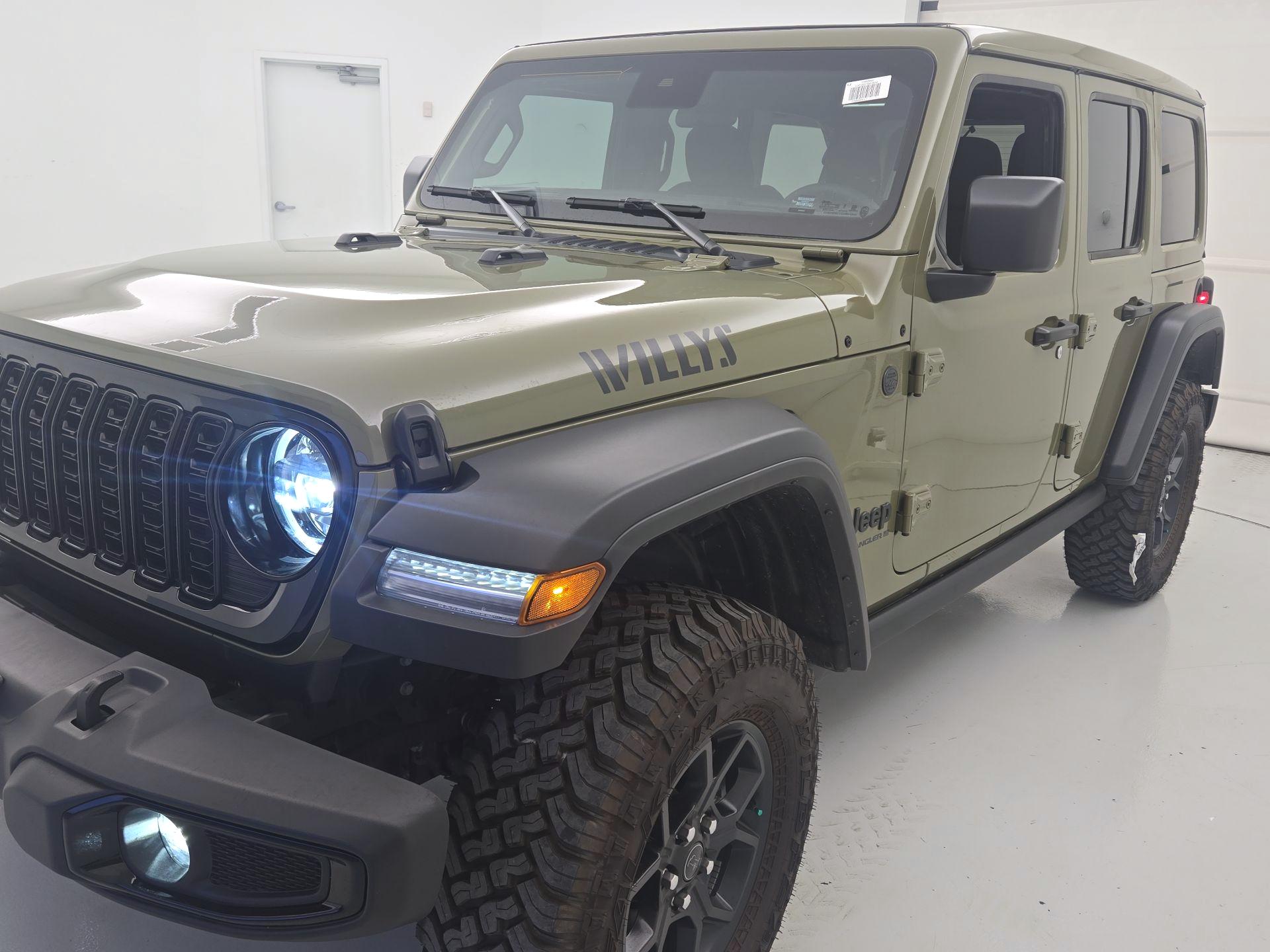 Thumbnail: 2025 Jeep Wrangler - 3