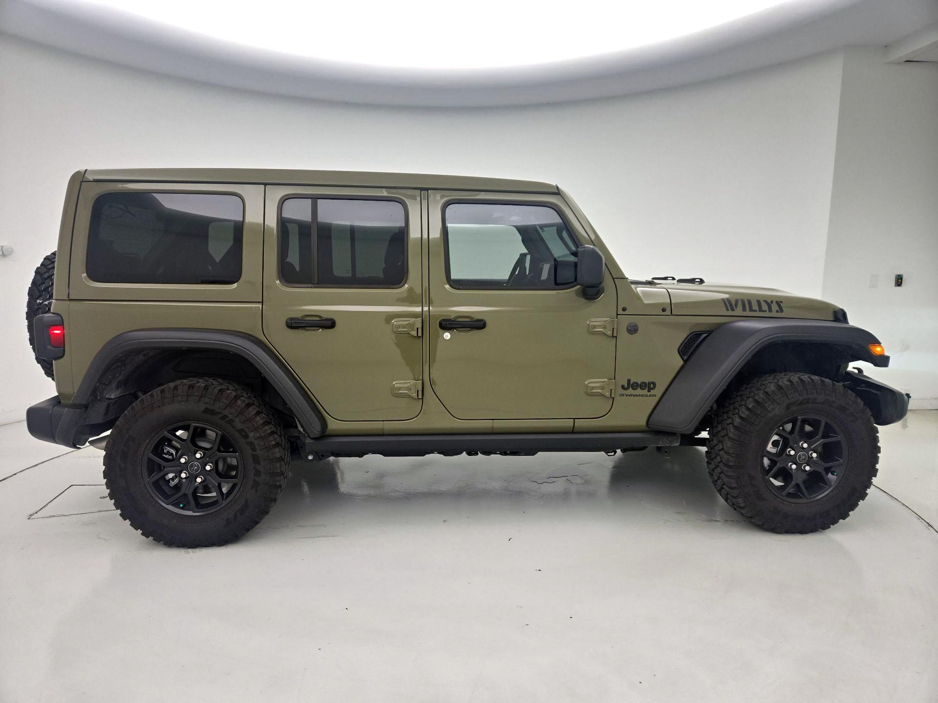 Thumbnail: 2025 Jeep Wrangler - 4
