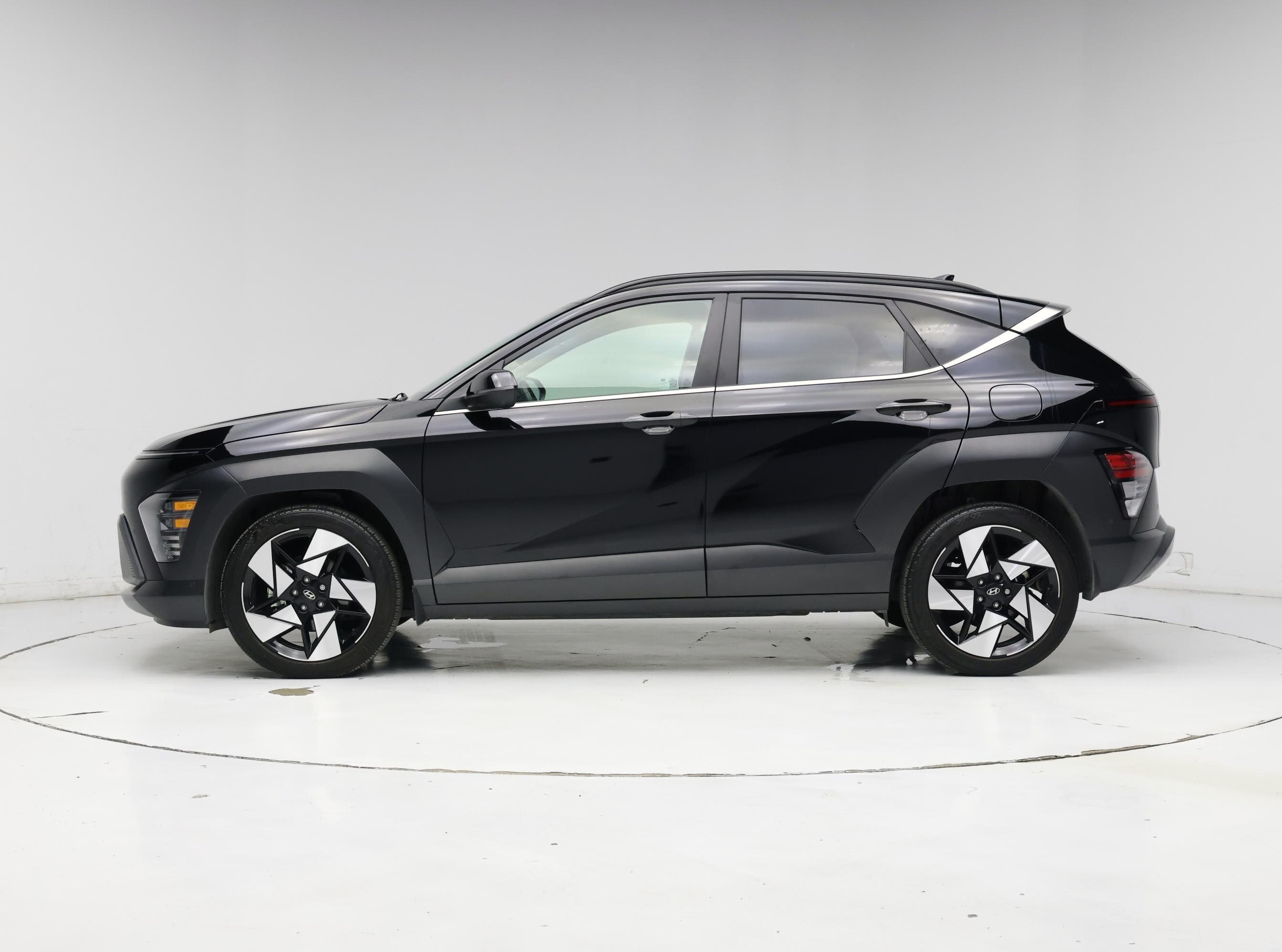 Thumbnail: 2025 Hyundai Kona - 3