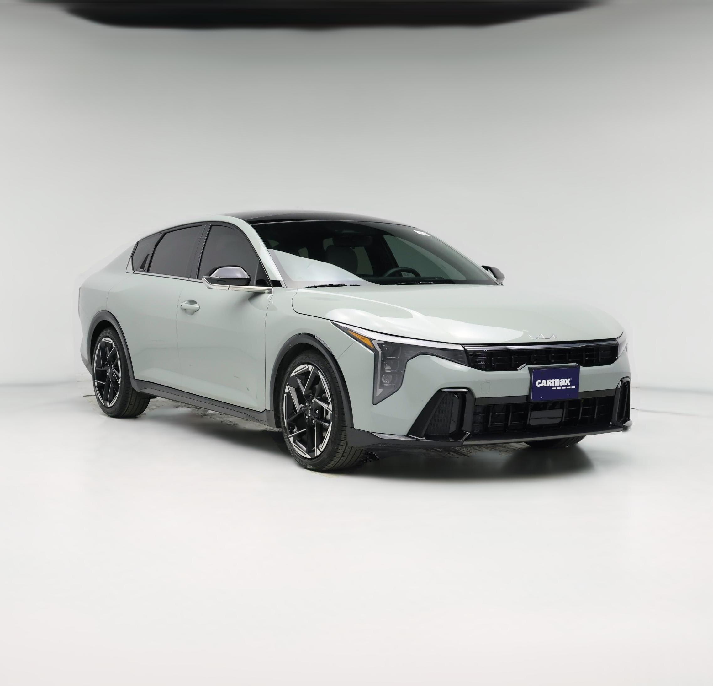 Thumbnail: 2026 Kia K4 - 1