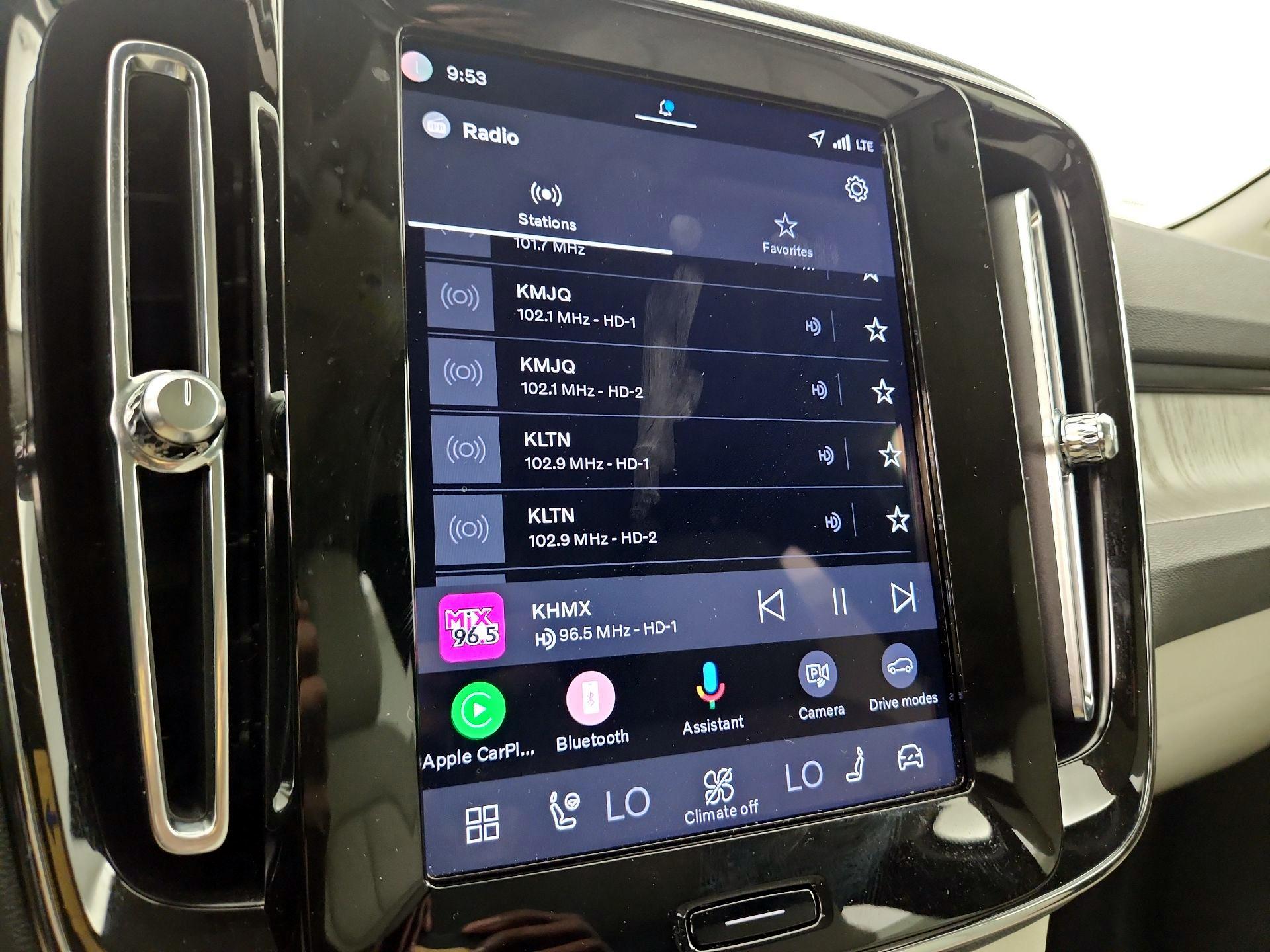 Thumbnail: 2026 Volvo XC40 - 16