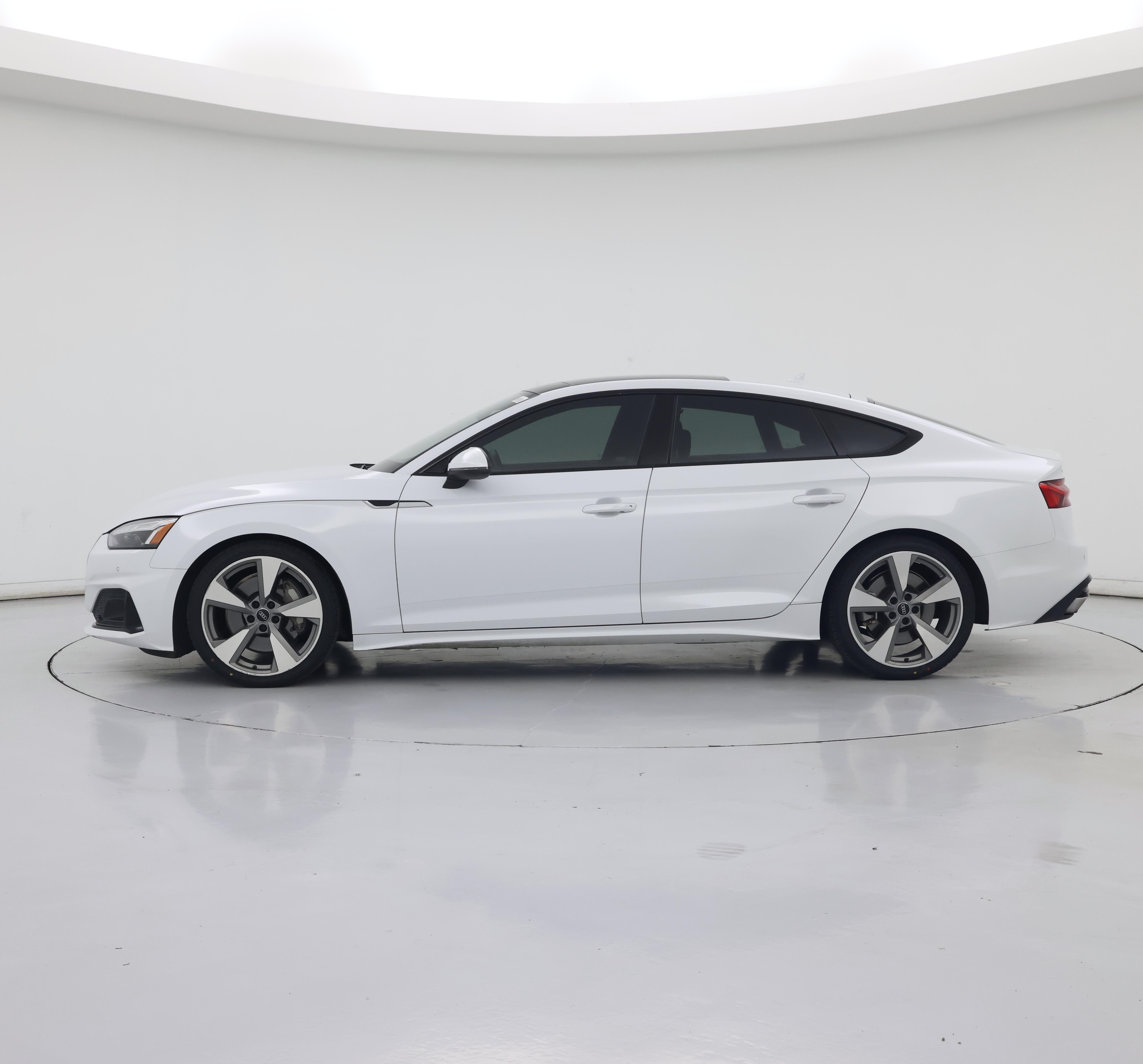 Thumbnail: 2020 Audi A5 - 3