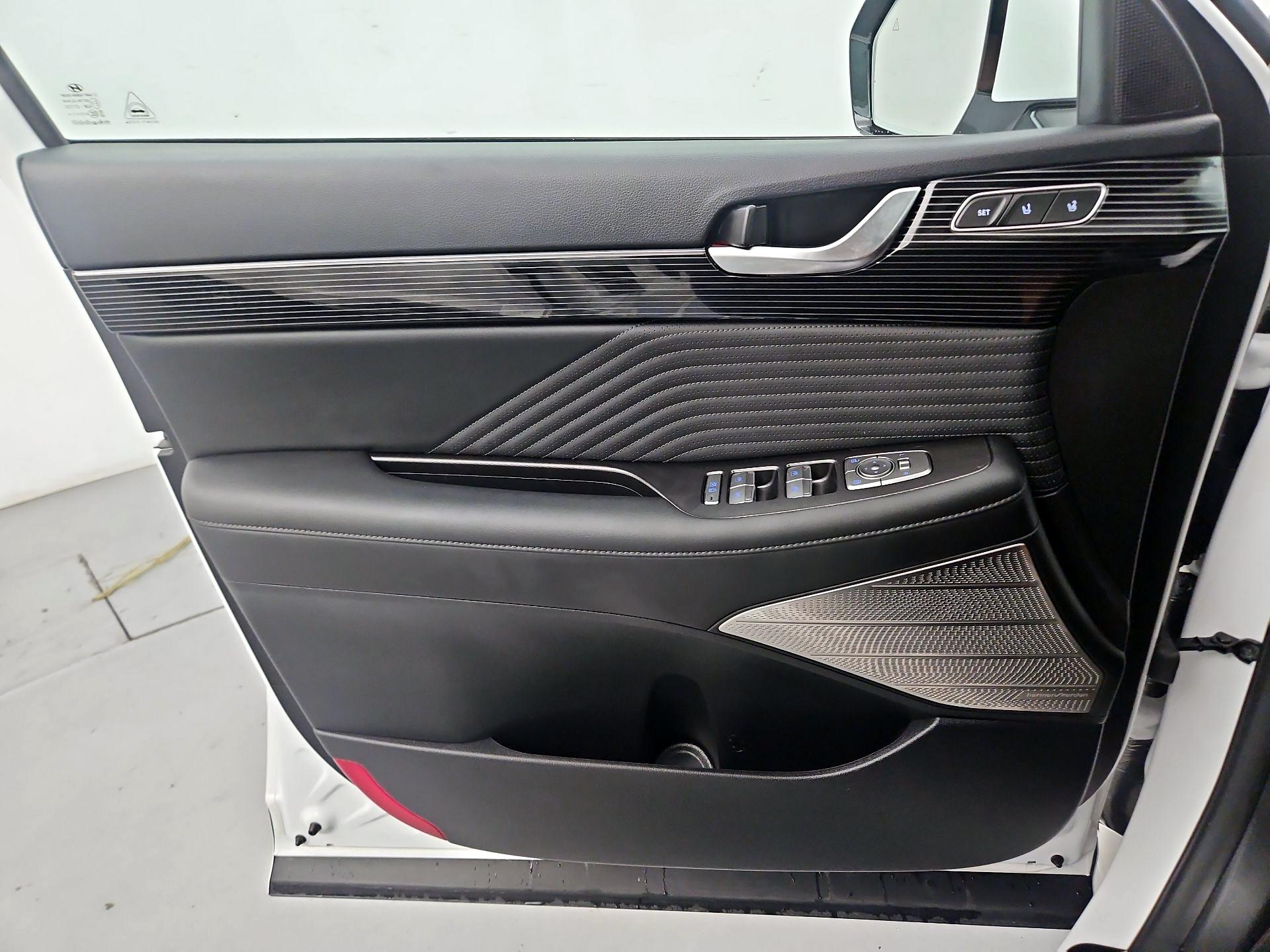 Thumbnail: 2025 Hyundai Palisade - 10