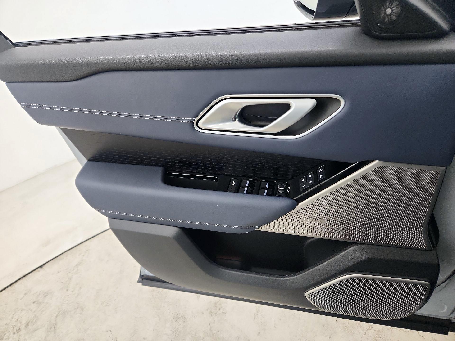 Thumbnail: 2023 Land Rover Range Rover Velar - 12