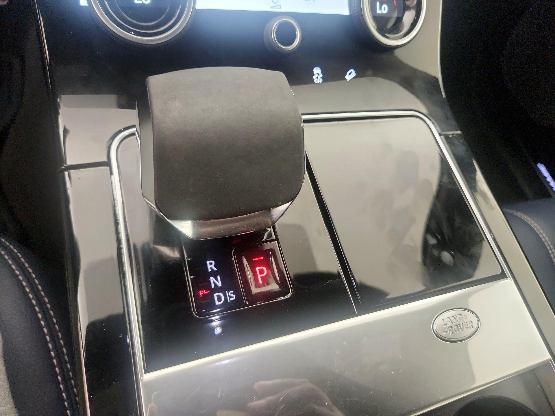 Thumbnail: 2023 Land Rover Range Rover Velar - 18
