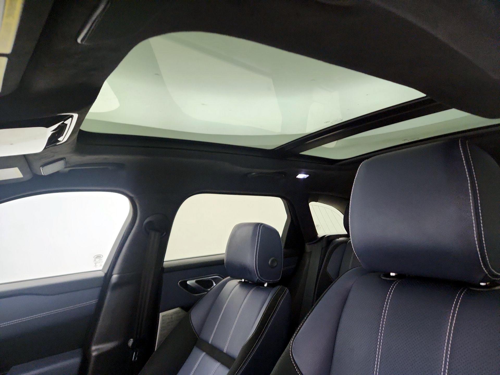 Thumbnail: 2023 Land Rover Range Rover Velar - 20