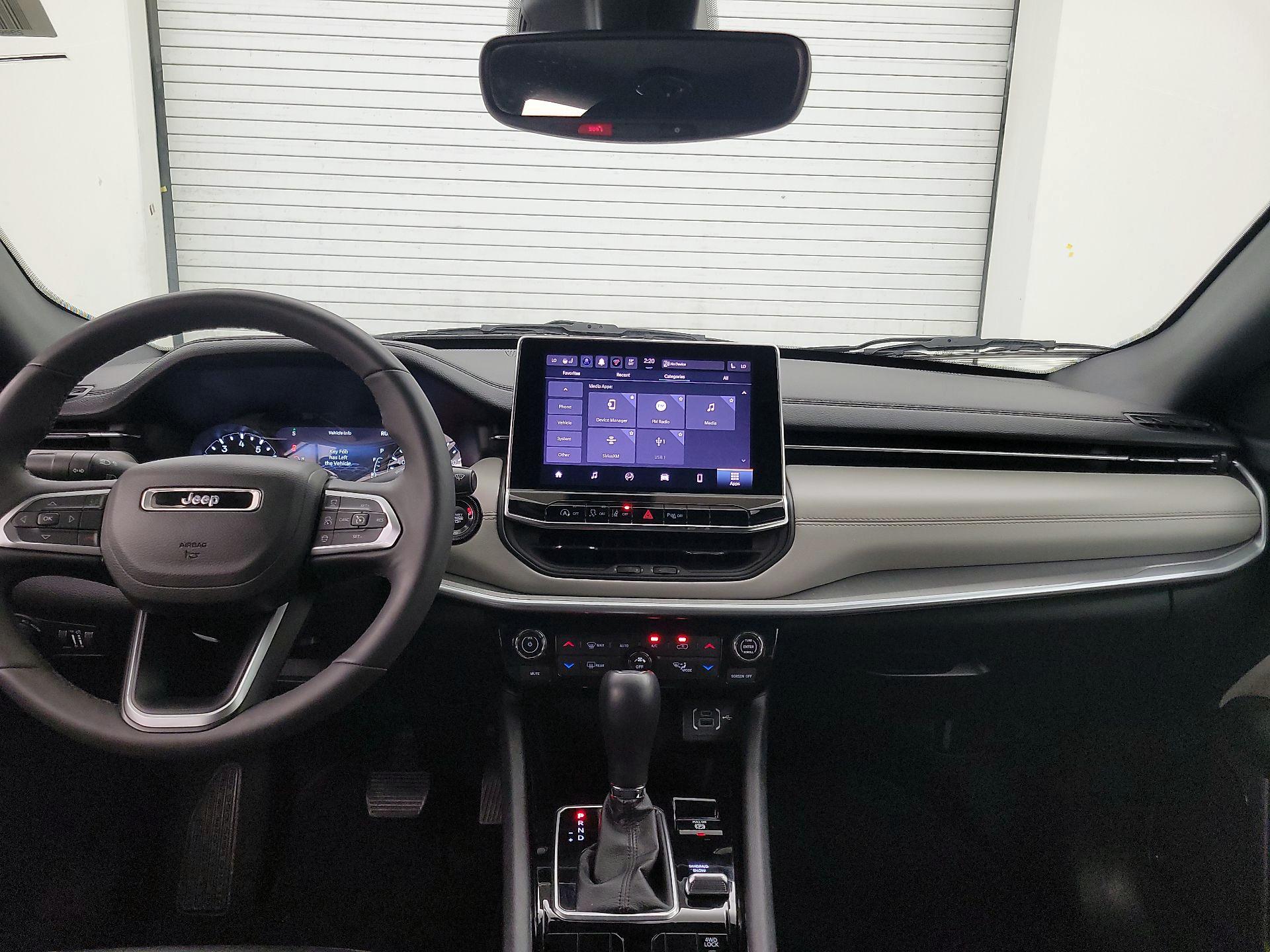 Thumbnail: 2025 Jeep Compass - 9