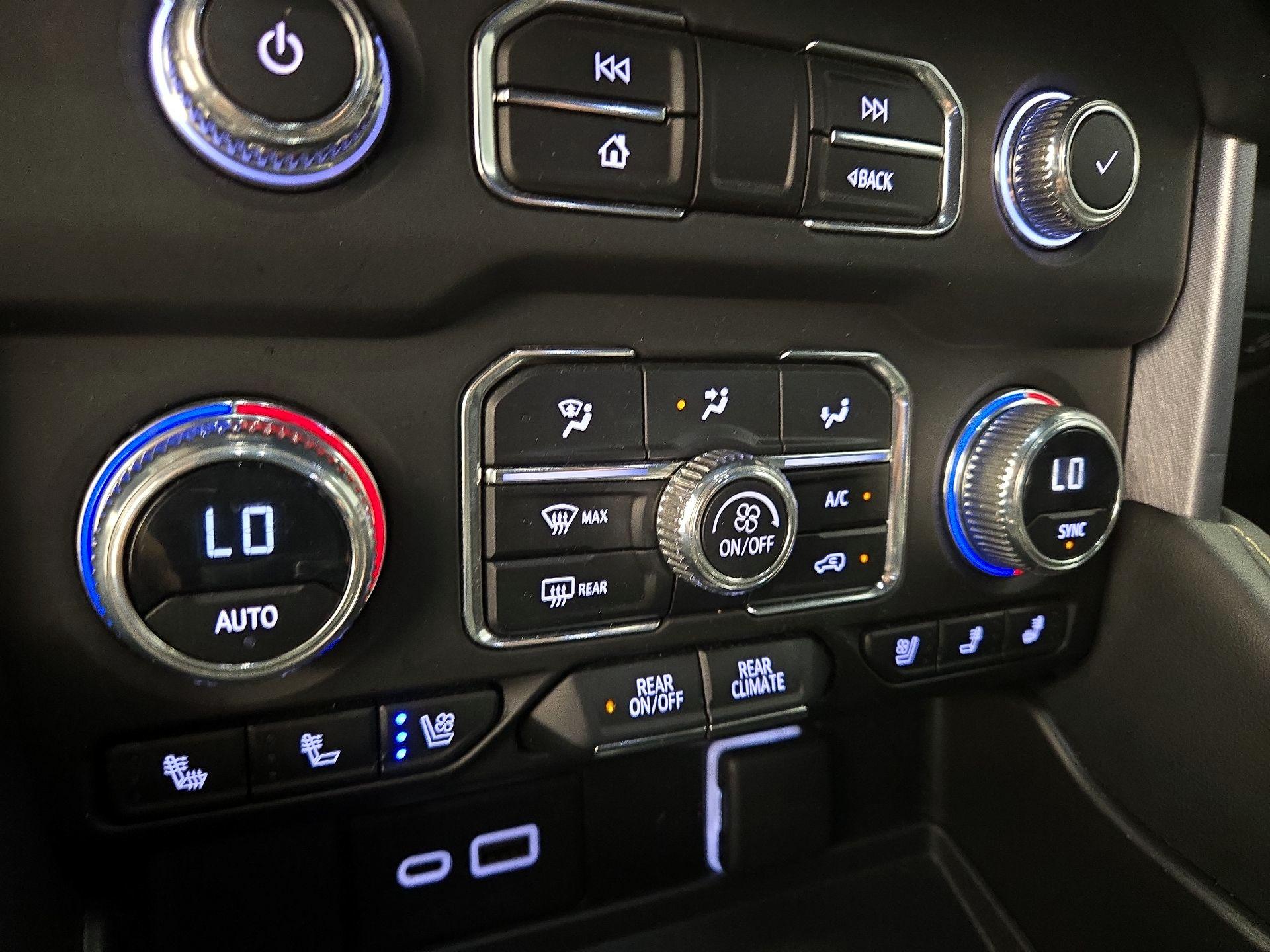 Thumbnail: 2023 GMC Yukon - 16