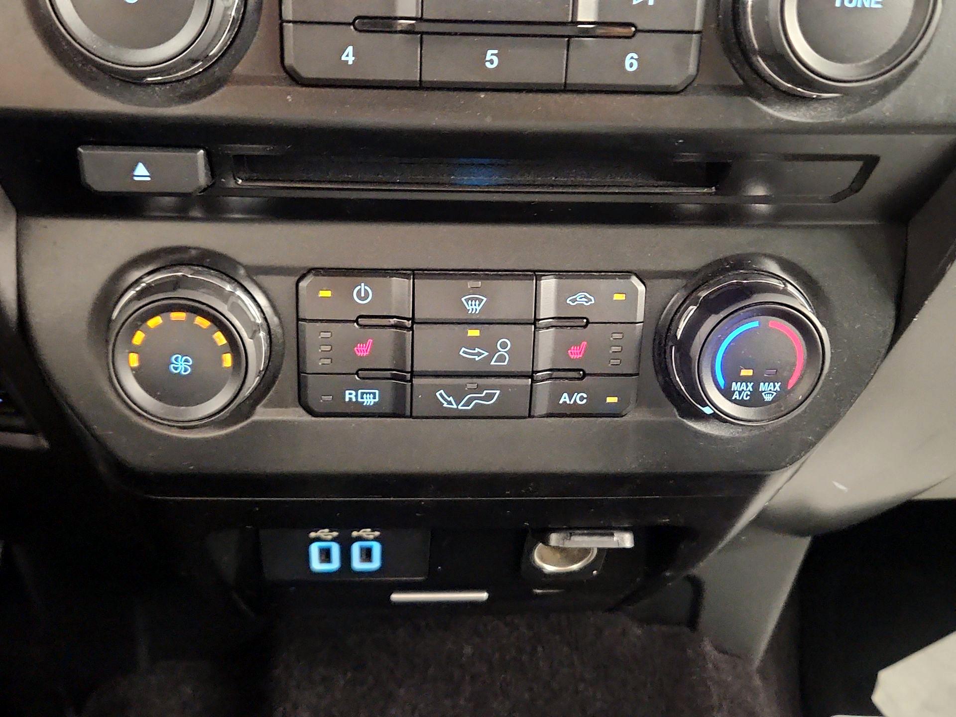 Thumbnail: 2016 Ford F-150 - 16