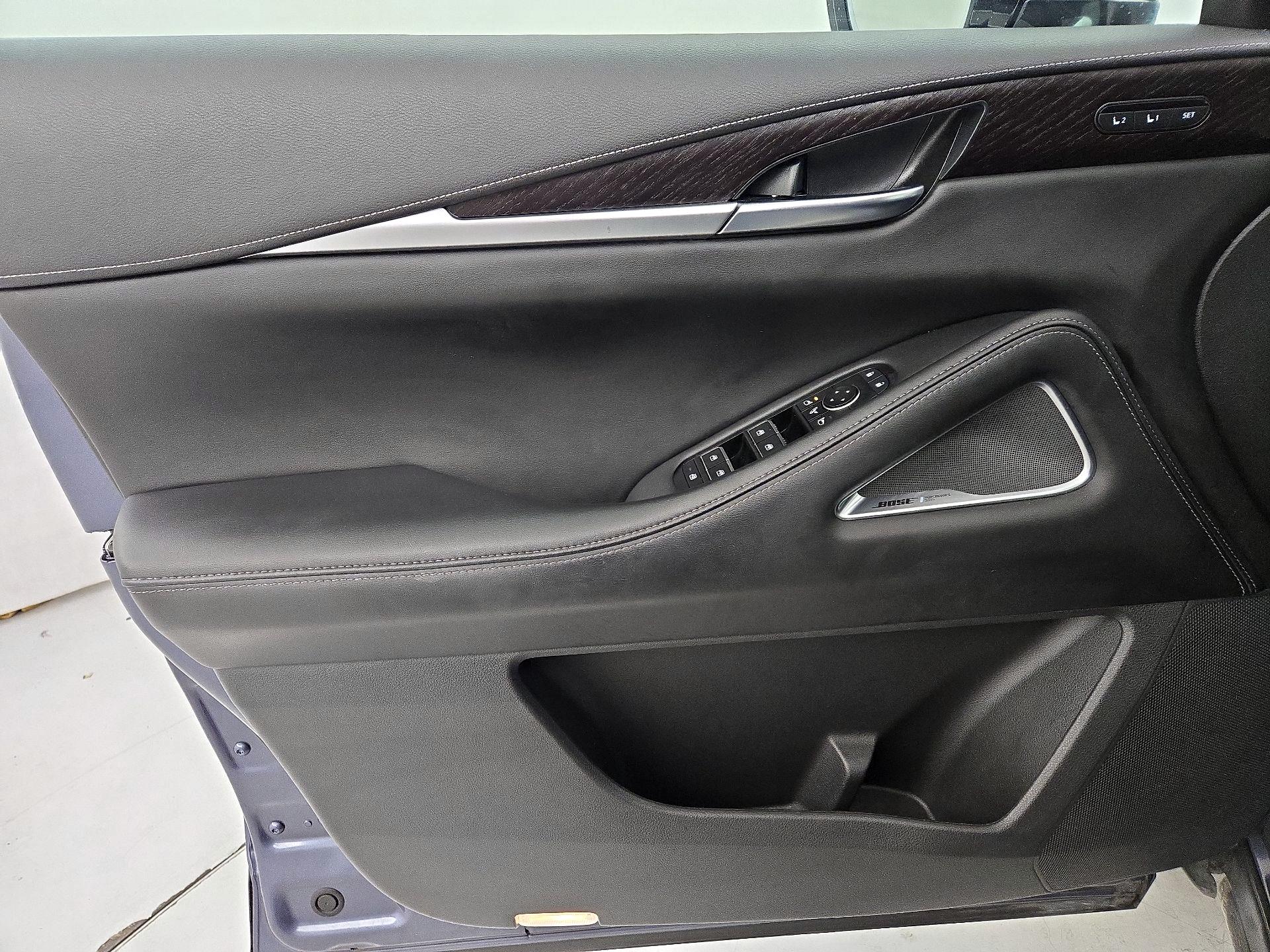 Thumbnail: 2023 INFINITI QX60 - 12