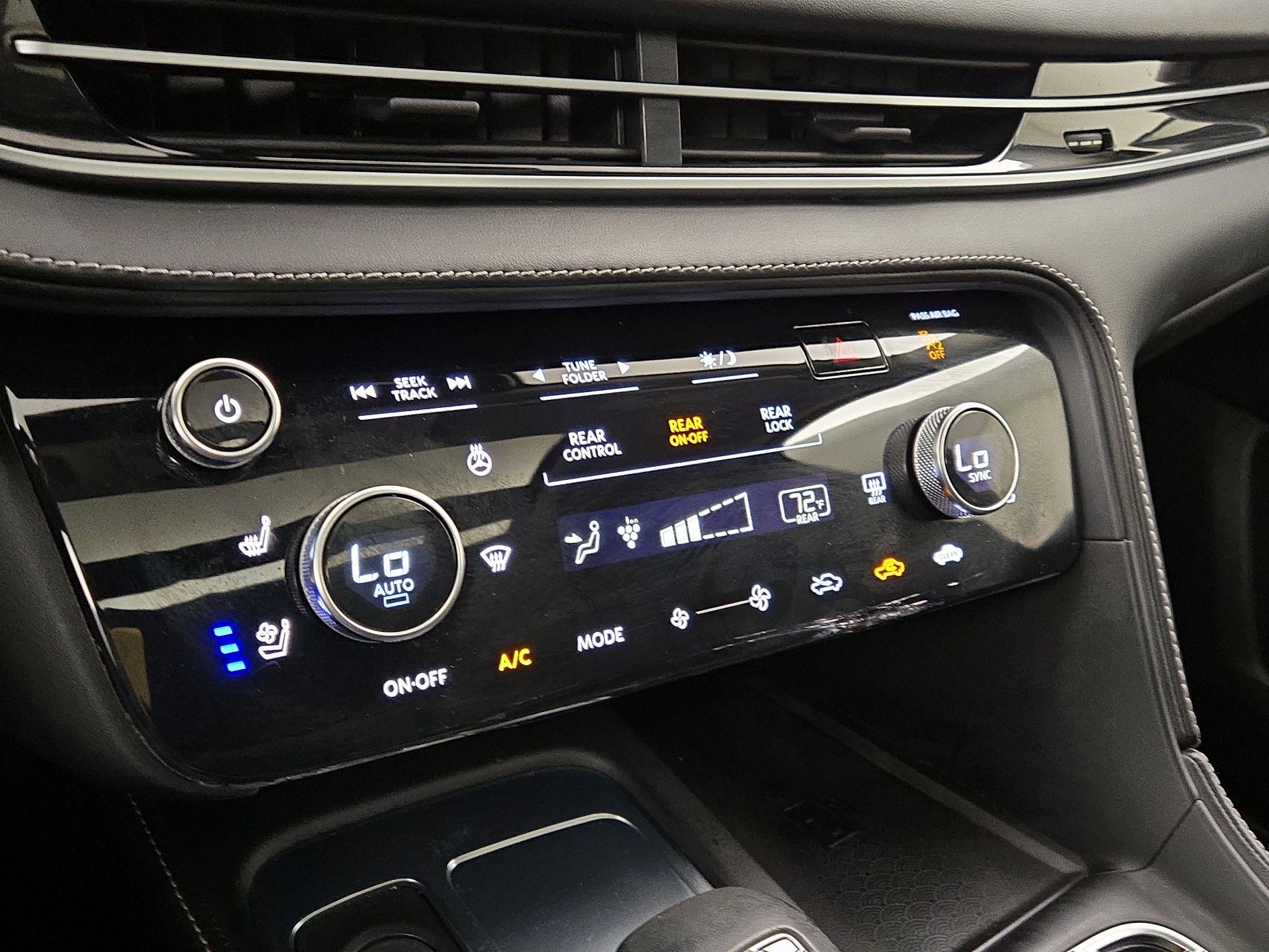Thumbnail: 2023 INFINITI QX60 - 17