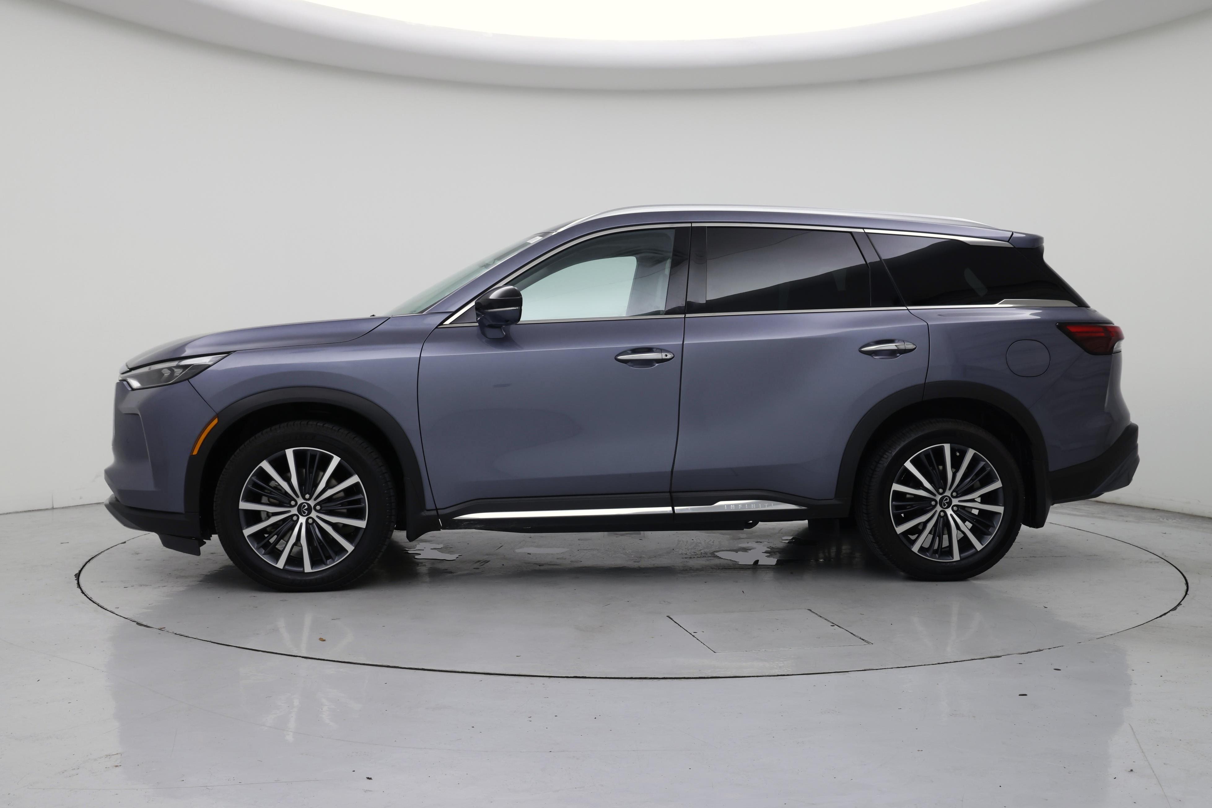Thumbnail: 2023 INFINITI QX60 - 3