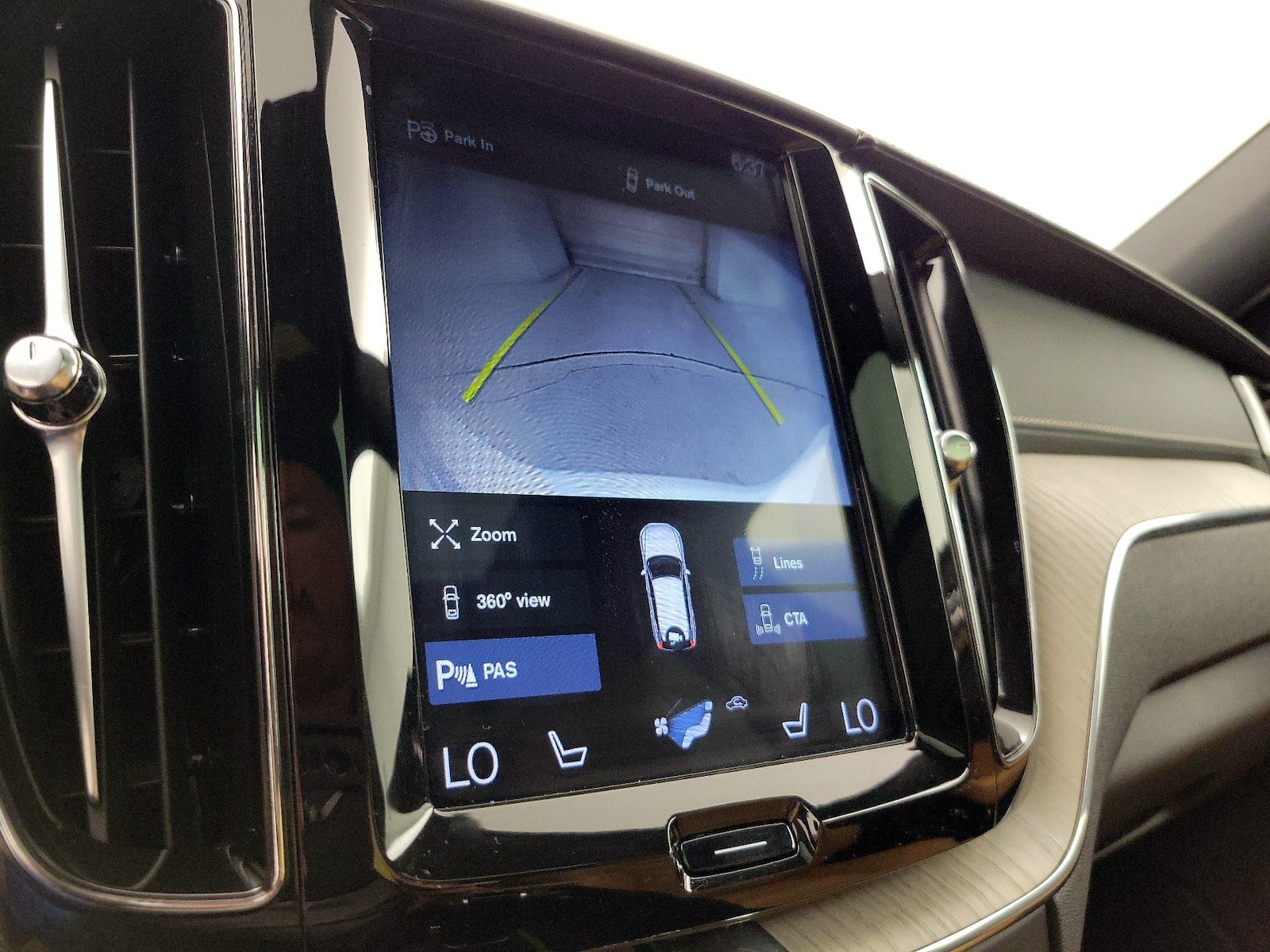 2020 Volvo XC60 Inscription - Photo 16