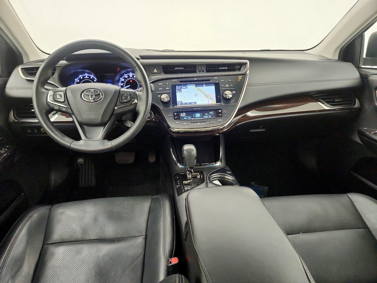 2015 Toyota Avalon Limited - Photo 10