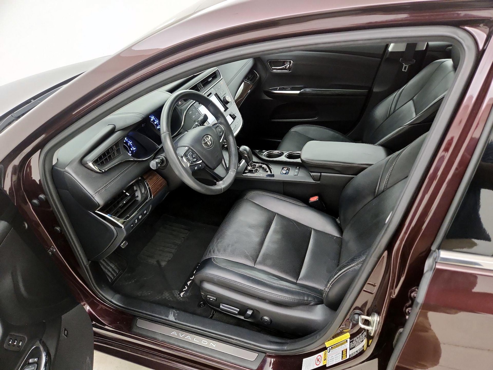 2015 Toyota Avalon Limited - Photo 12