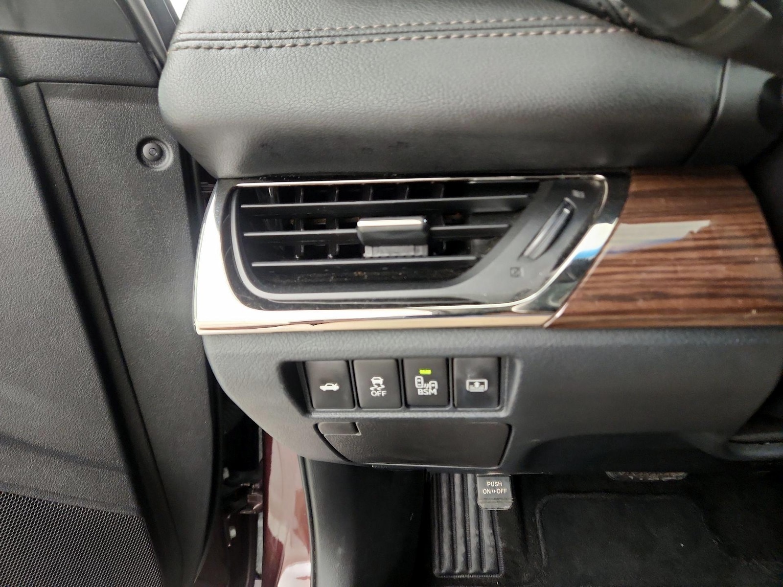 2015 Toyota Avalon Limited - Photo 14