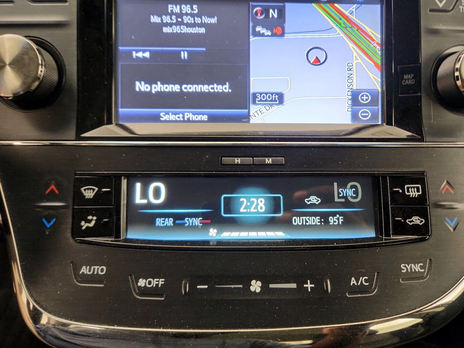 2015 Toyota Avalon Limited - Photo 18
