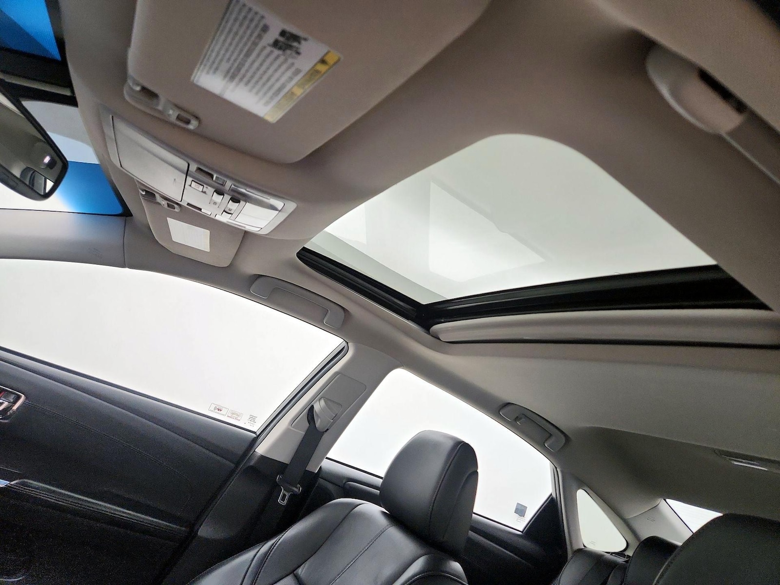 2015 Toyota Avalon Limited - Photo 21