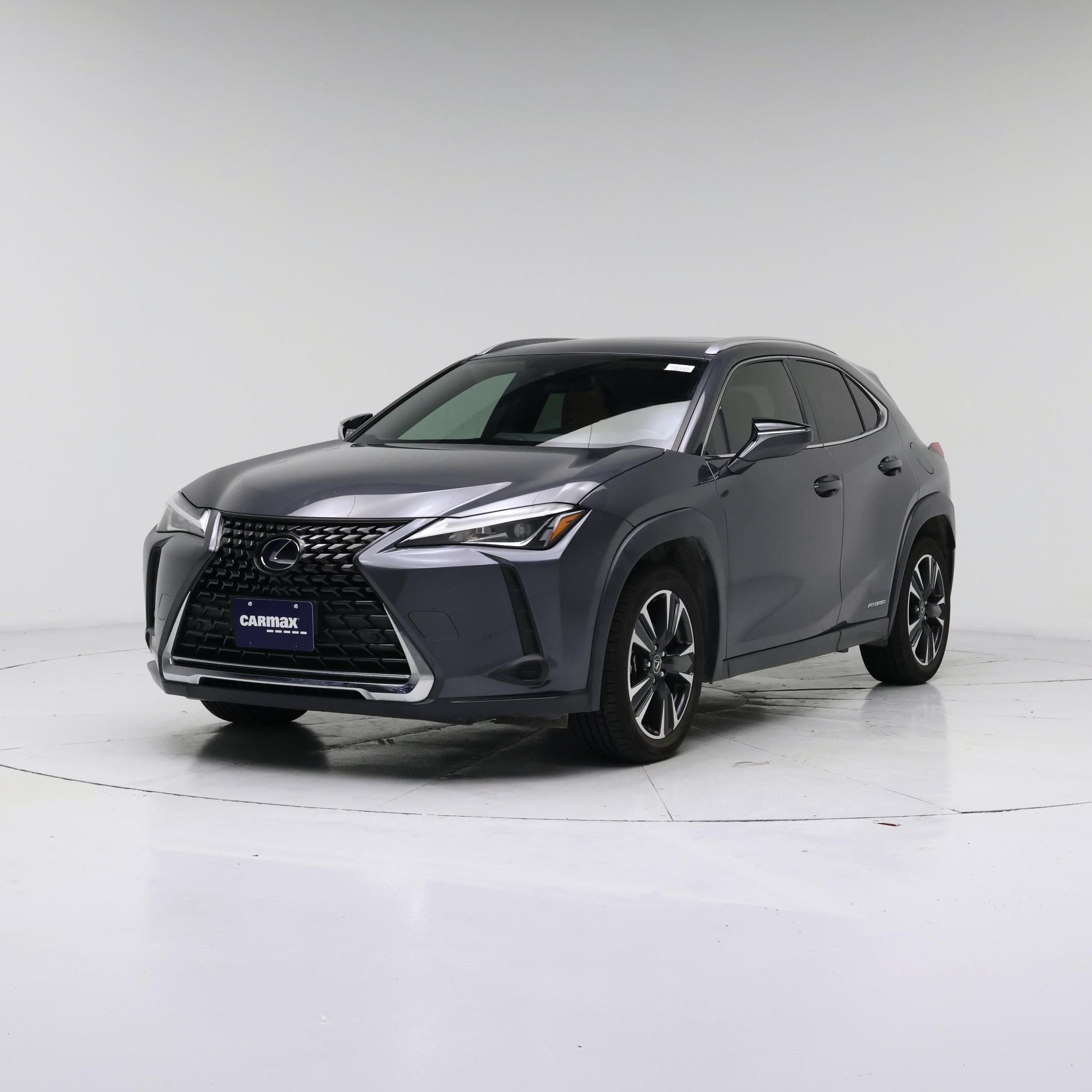 Thumbnail: 2022 Lexus UX - 4