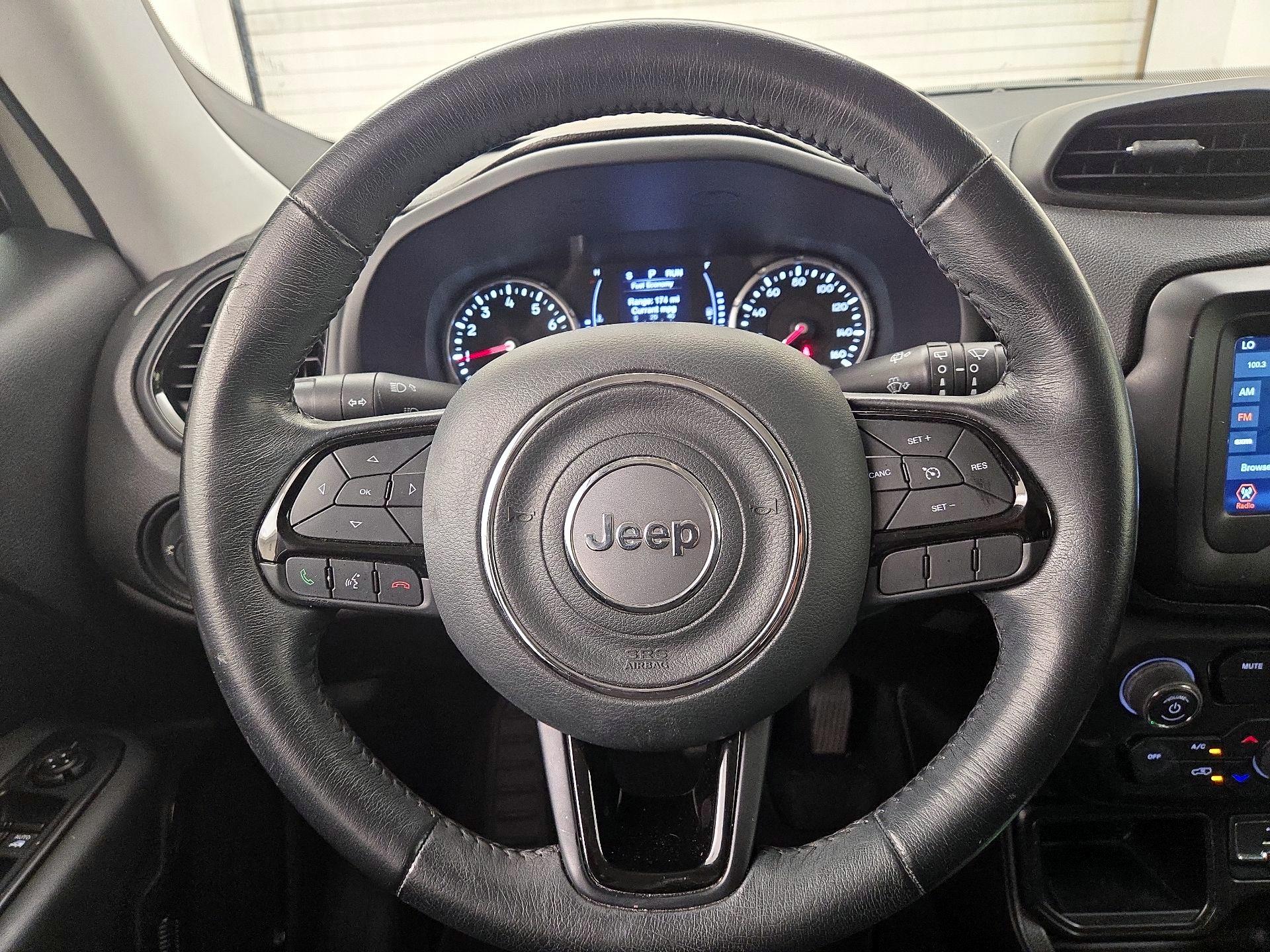 Thumbnail: 2020 Jeep Renegade - 10