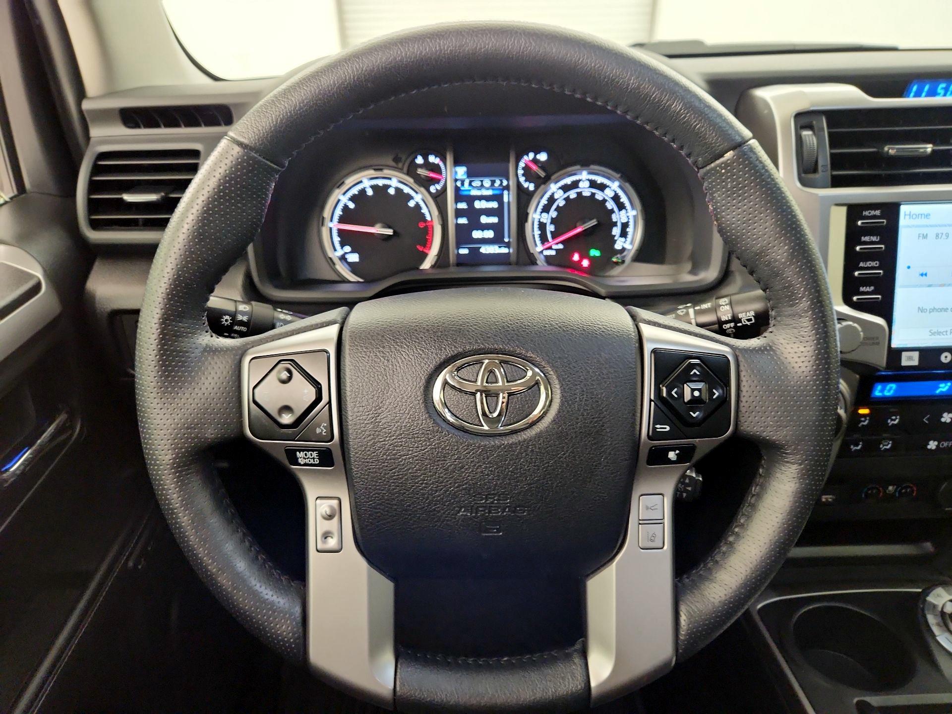Thumbnail: 2023 Toyota 4Runner - 10