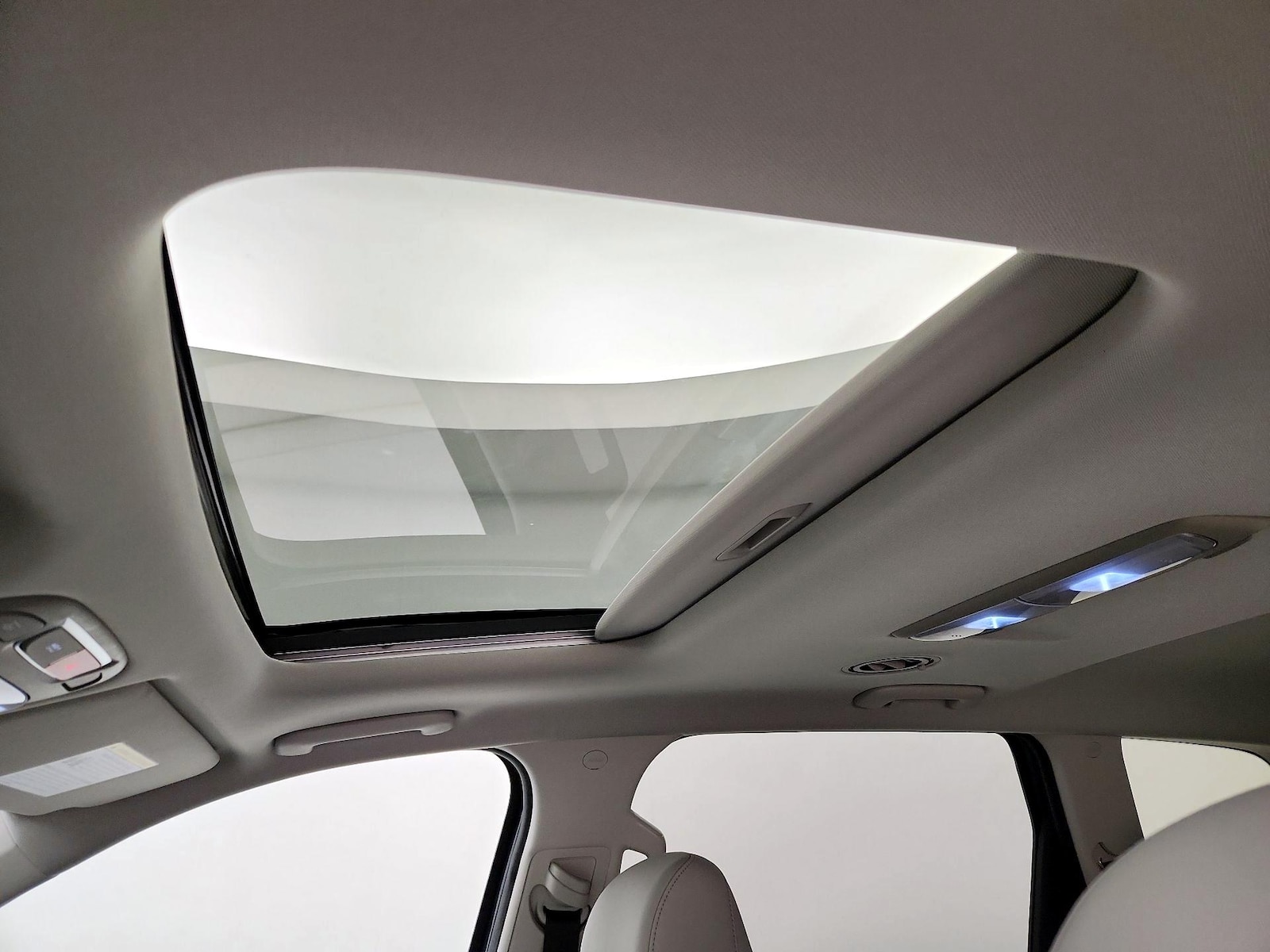 2025 Kia Telluride S - Photo 21