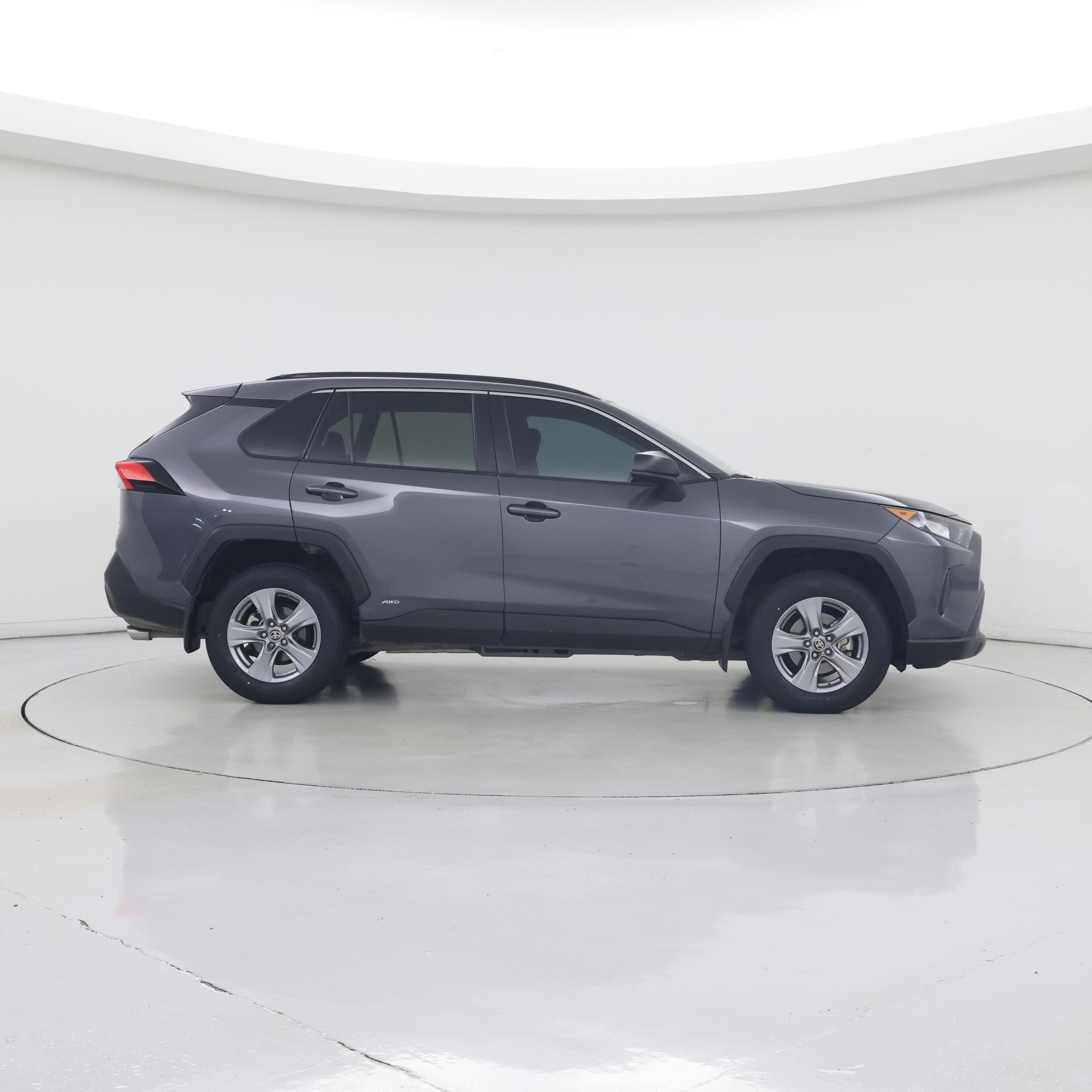 Thumbnail: 2022 Toyota RAV4 - 7
