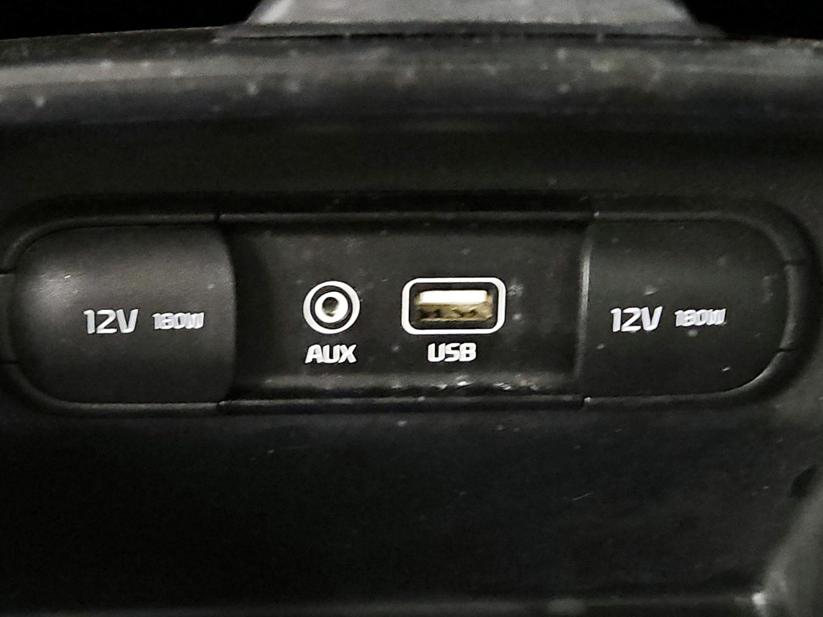 2020 Kia Sorento LX - Photo 19