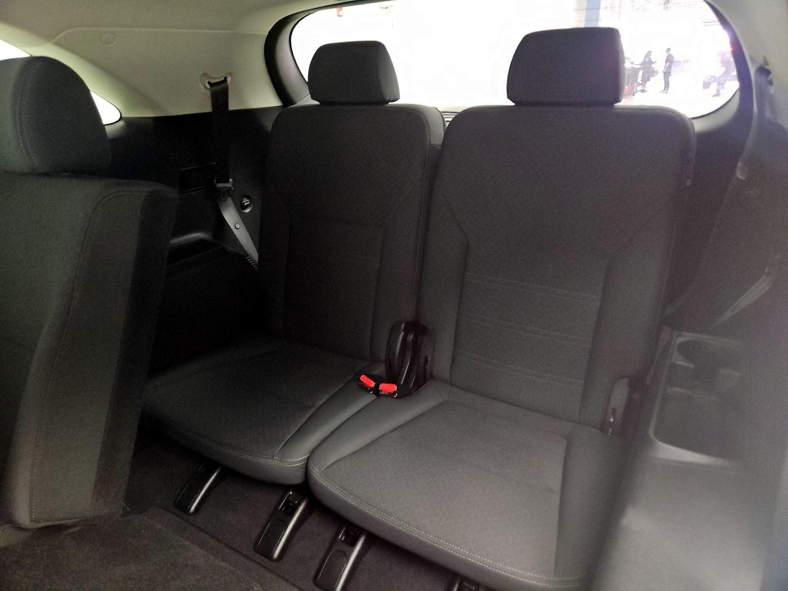 2020 Kia Sorento LX - Photo 21