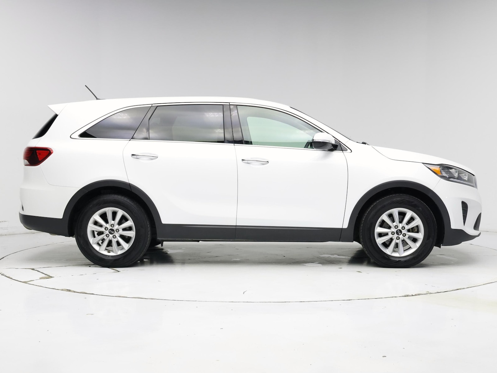 2020 Kia Sorento LX - Photo 8