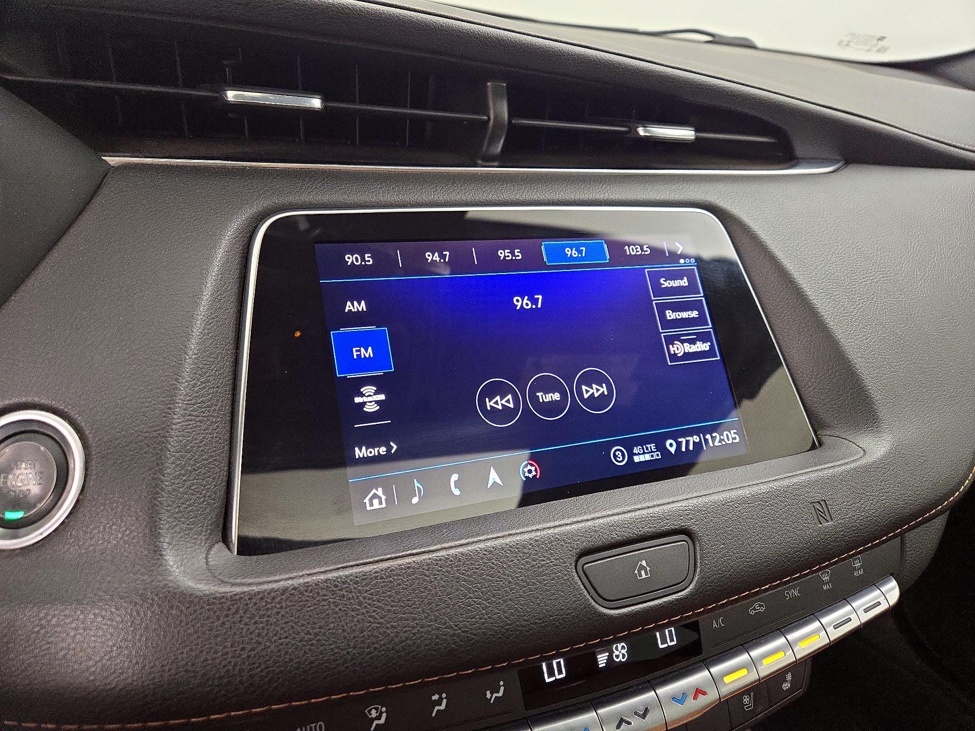 Thumbnail: 2020 Cadillac XT4 - 16