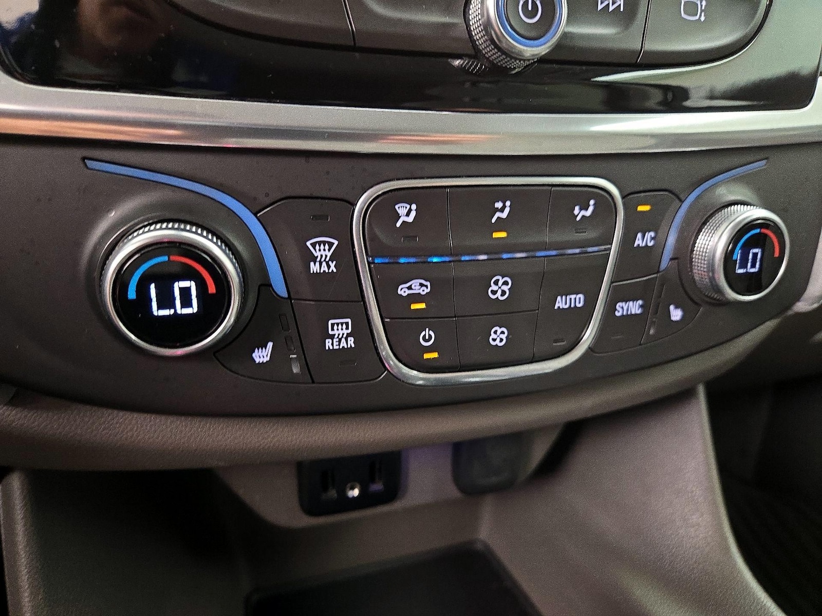 2019 Chevrolet Traverse 1LT - Photo 15
