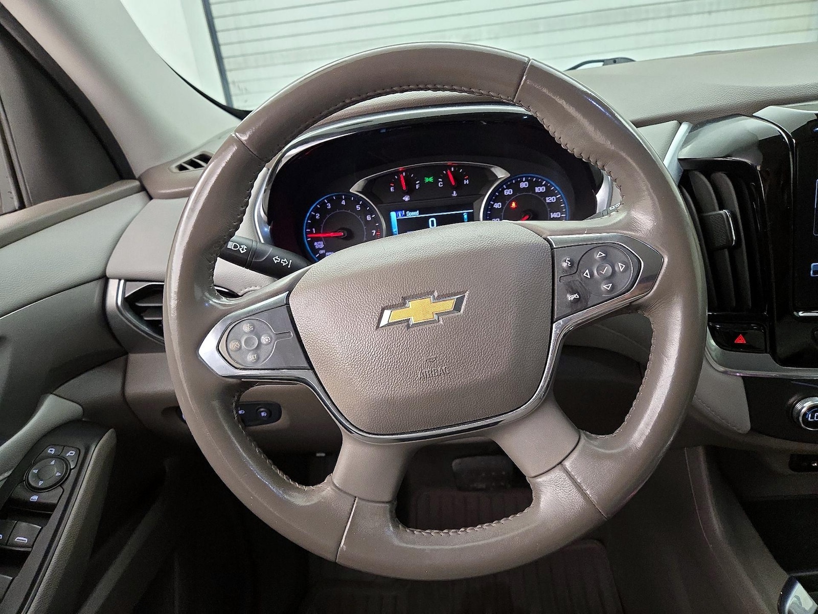 2019 Chevrolet Traverse 1LT - Photo 9