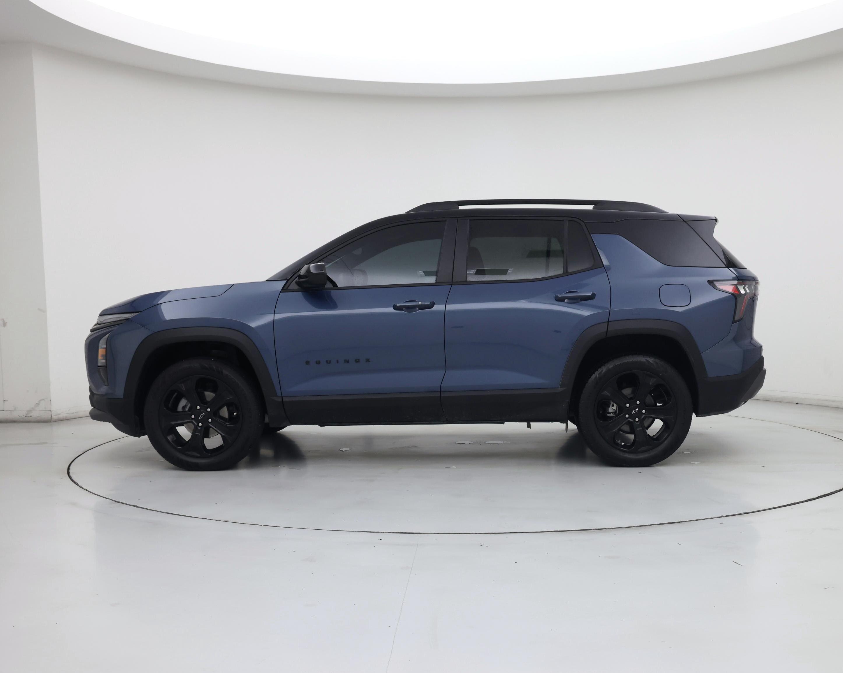 Thumbnail: 2026 Chevrolet Equinox - 3