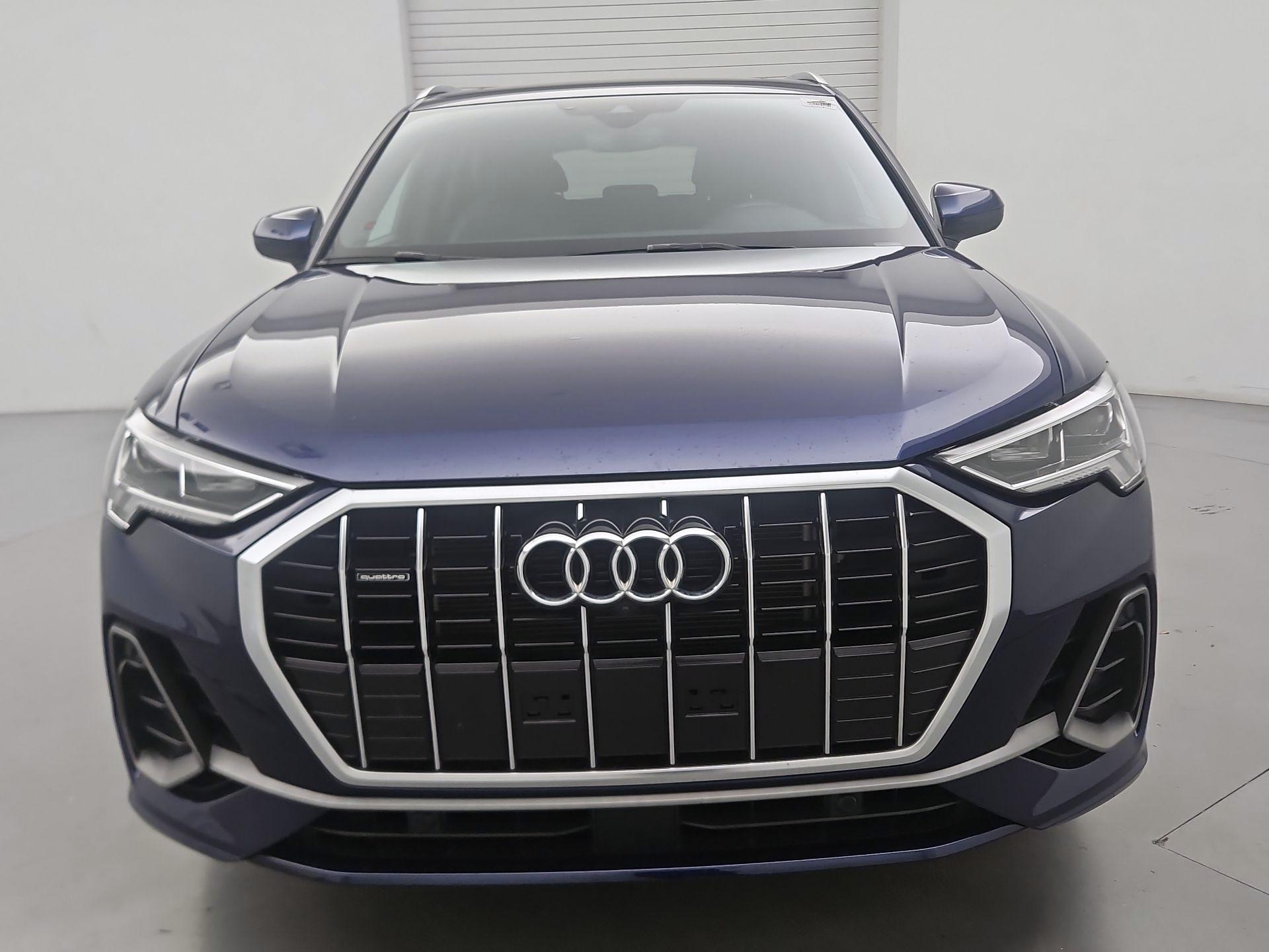 Thumbnail: 2022 Audi Q3 - 2