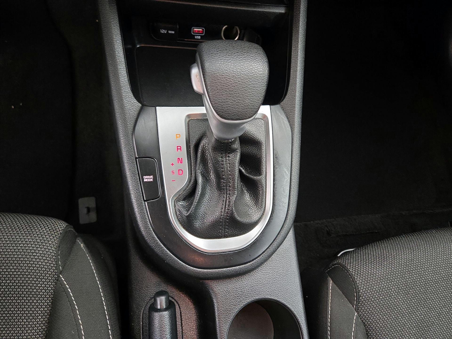 Thumbnail: 2022 Kia Forte - 17