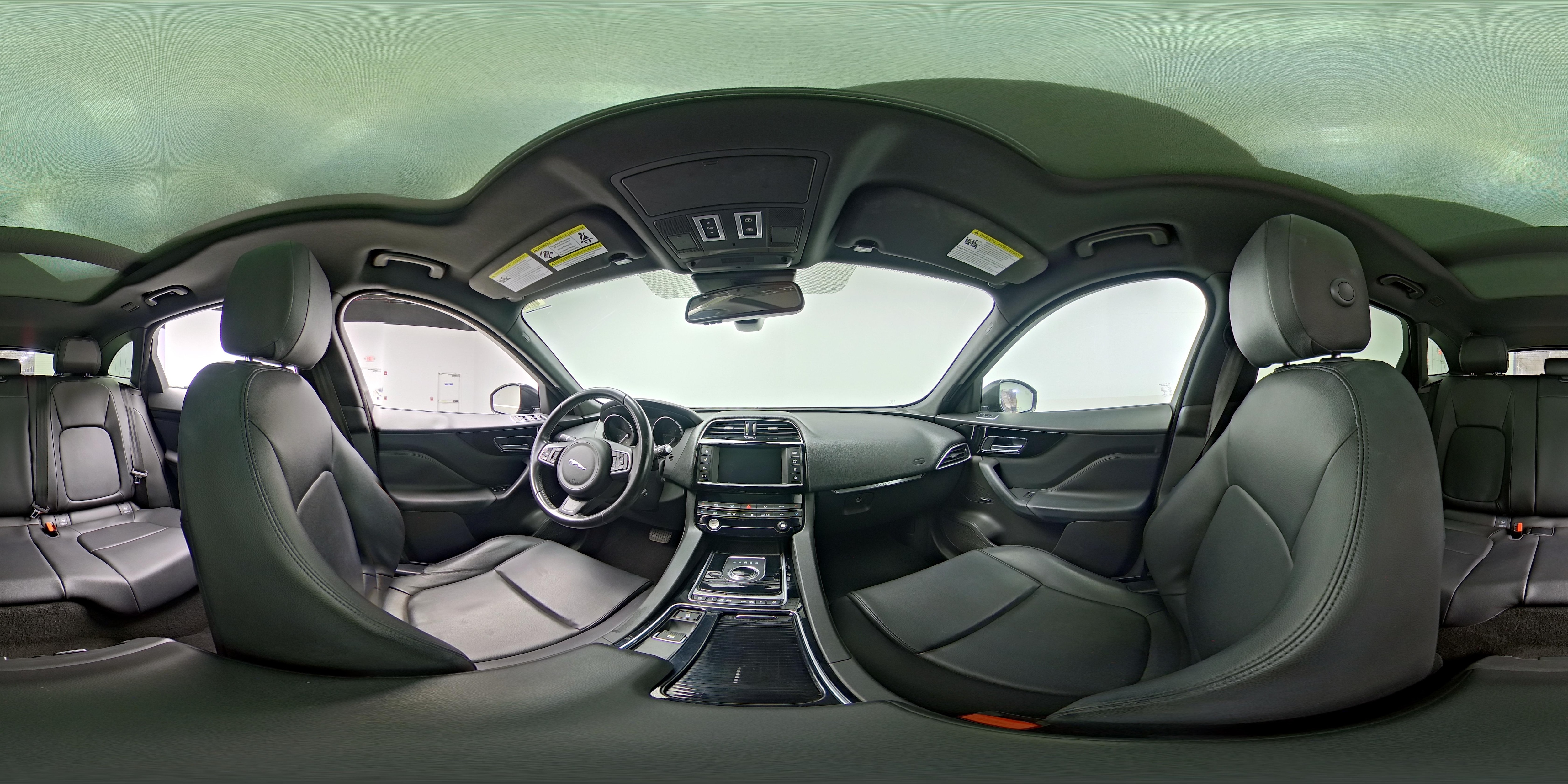 2018 Jaguar F-PACE Premium - Photo 26