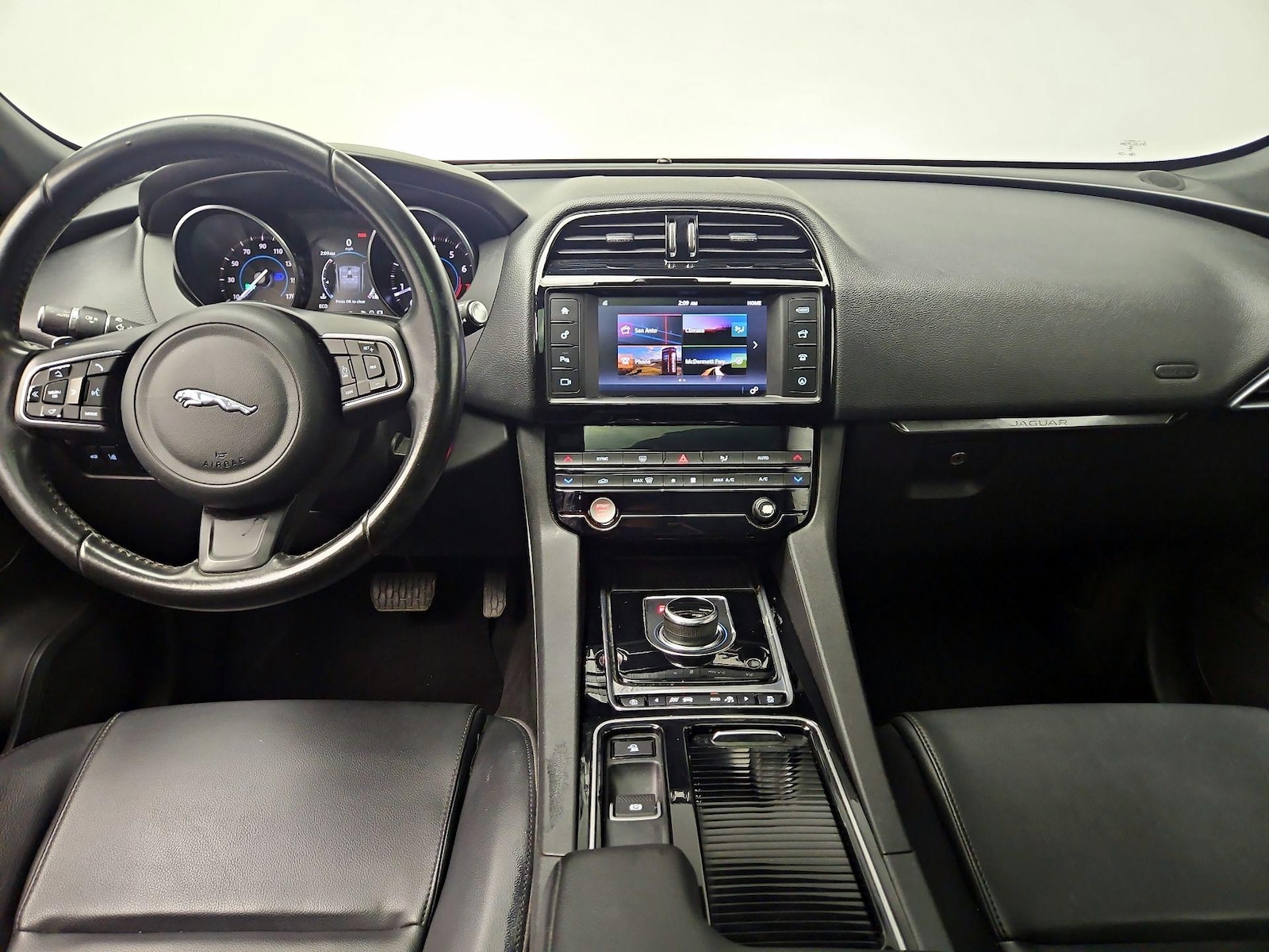 2018 Jaguar F-PACE Premium - Photo 10