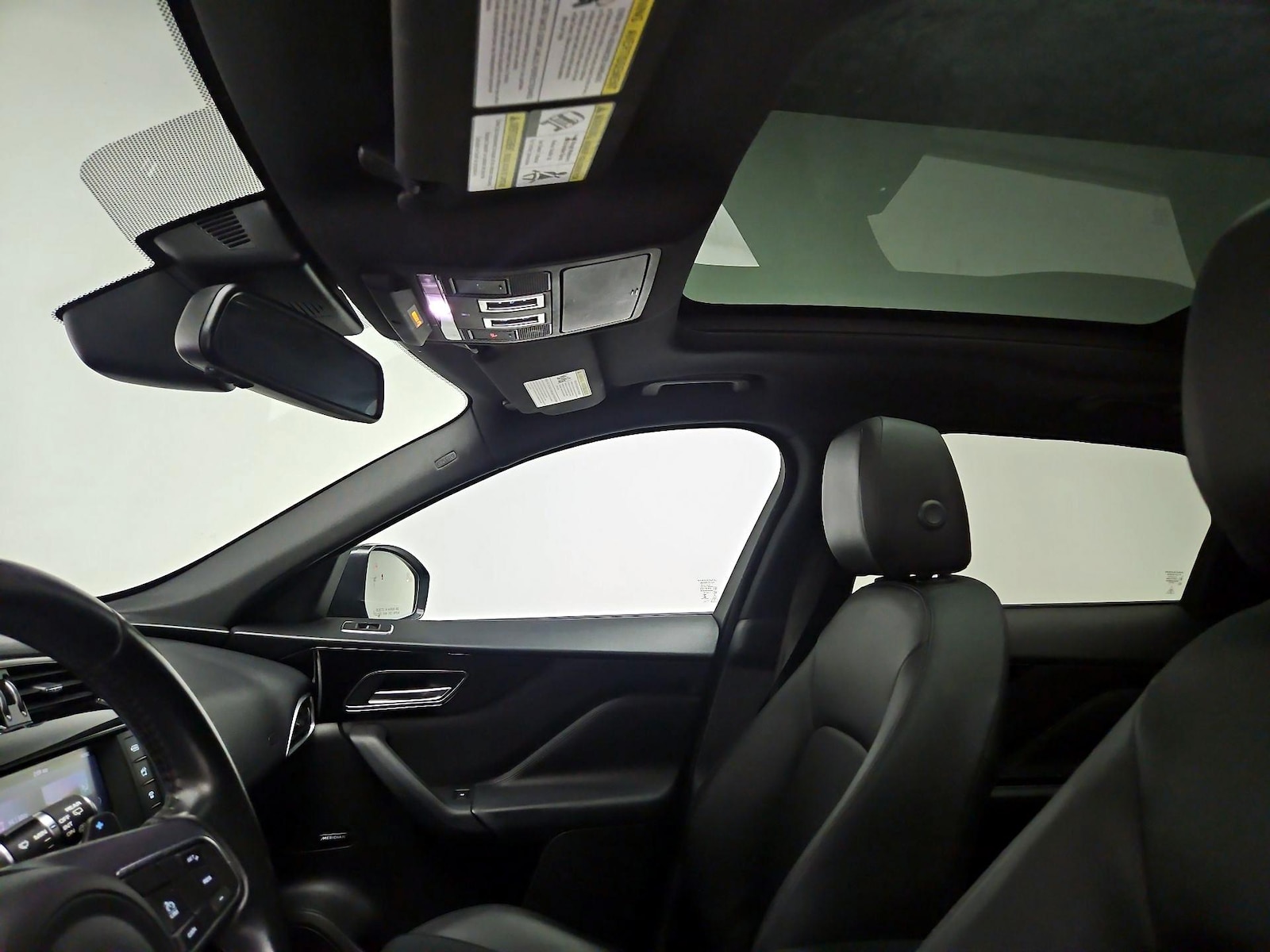 2018 Jaguar F-PACE Premium - Photo 20