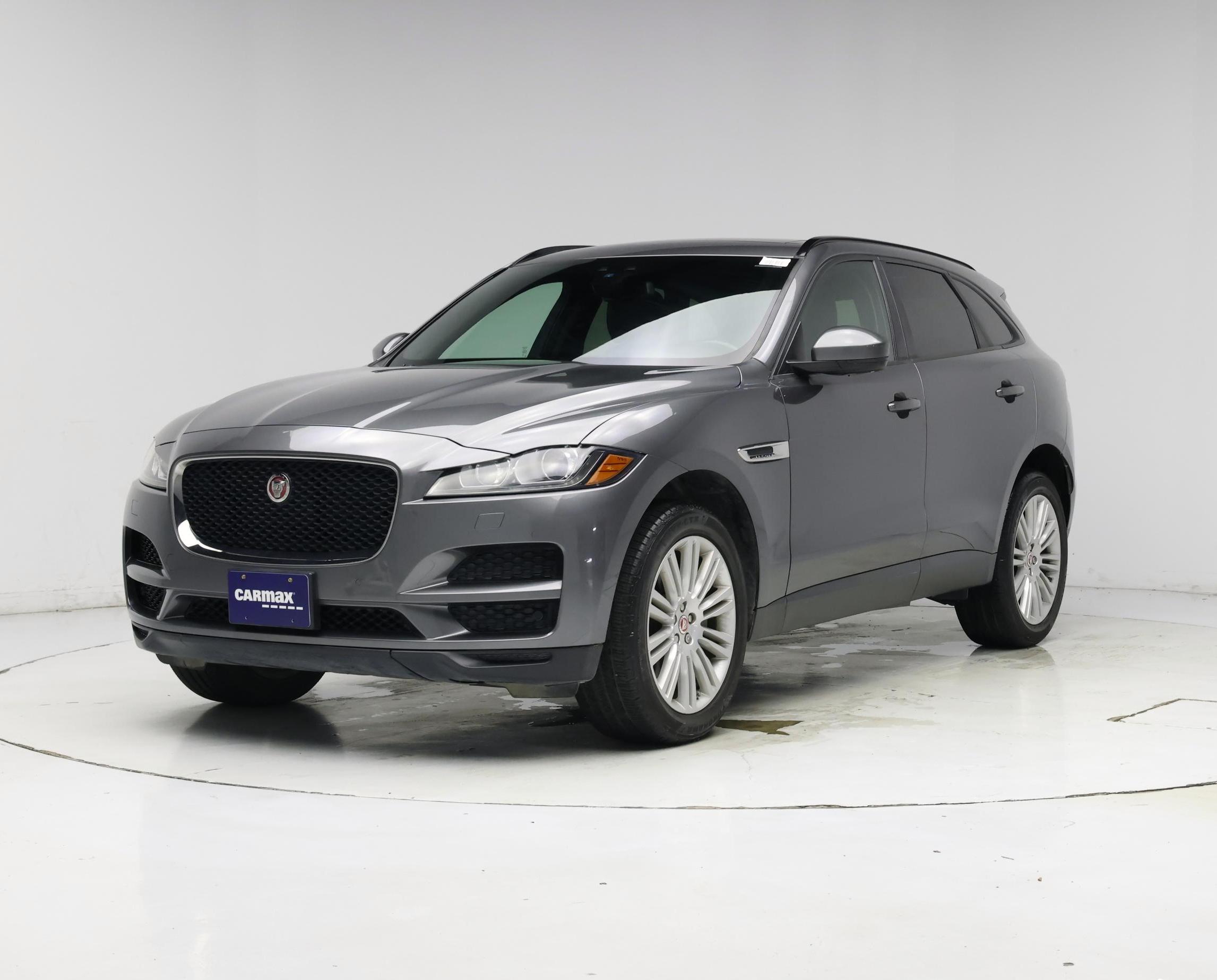 Thumbnail: 2018 Jaguar F-Pace - 4