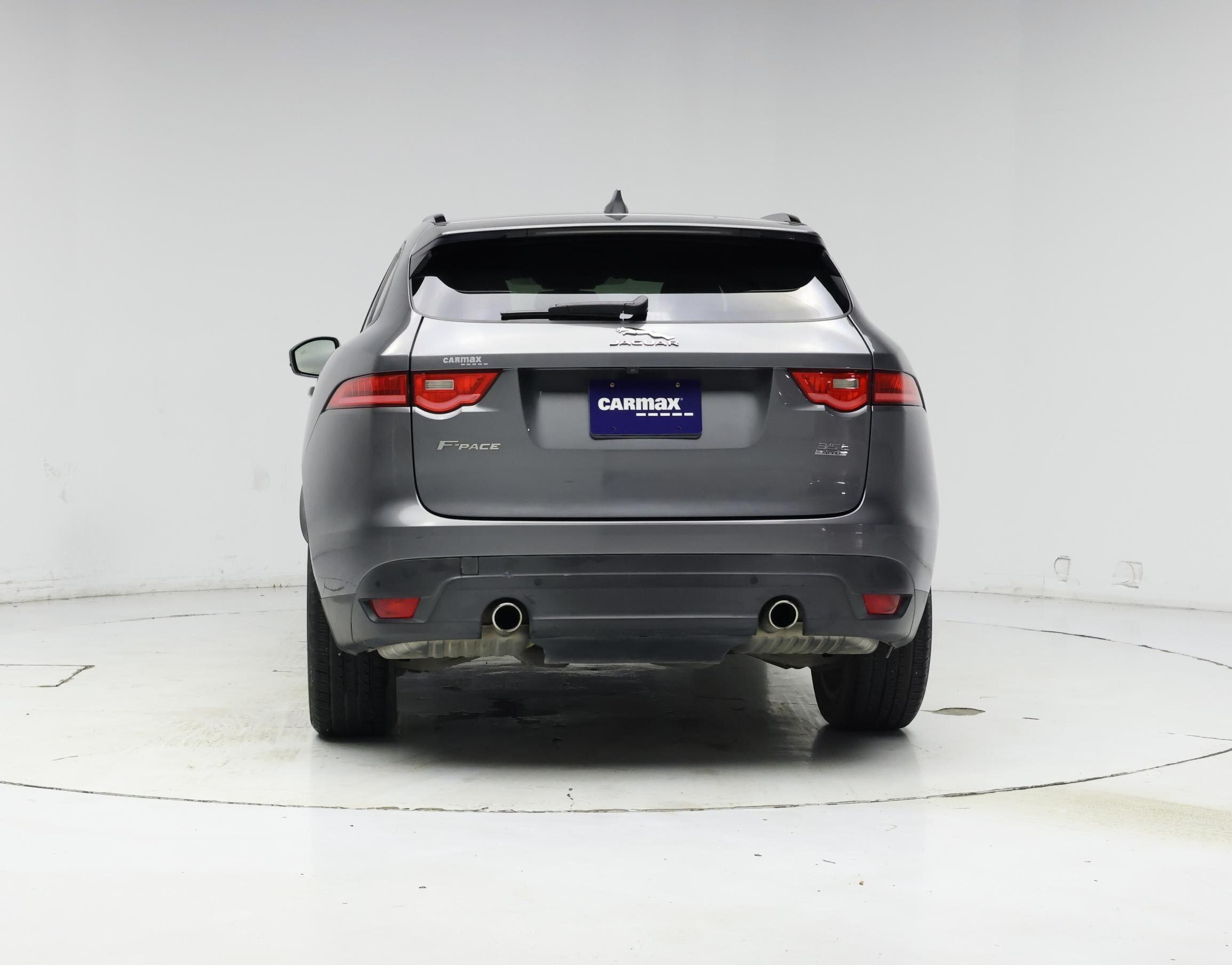 Thumbnail: 2018 Jaguar F-Pace - 6
