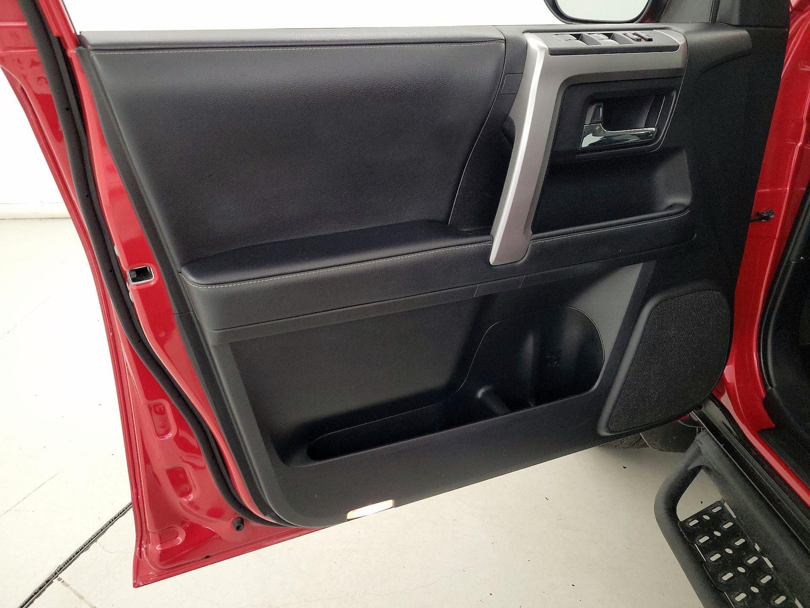 2024 Toyota 4Runner SR5 - Photo 13