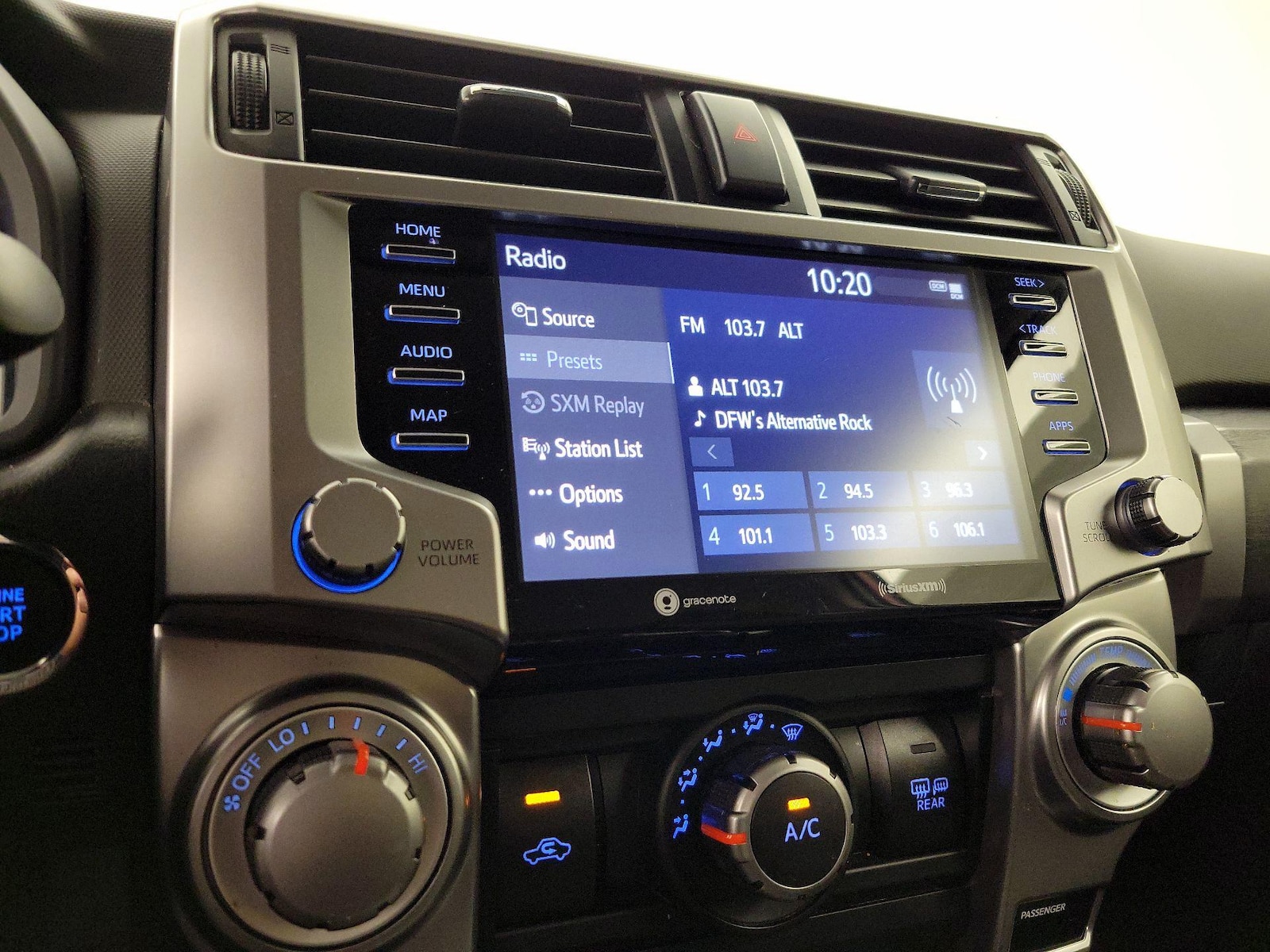 2024 Toyota 4Runner SR5 - Photo 16