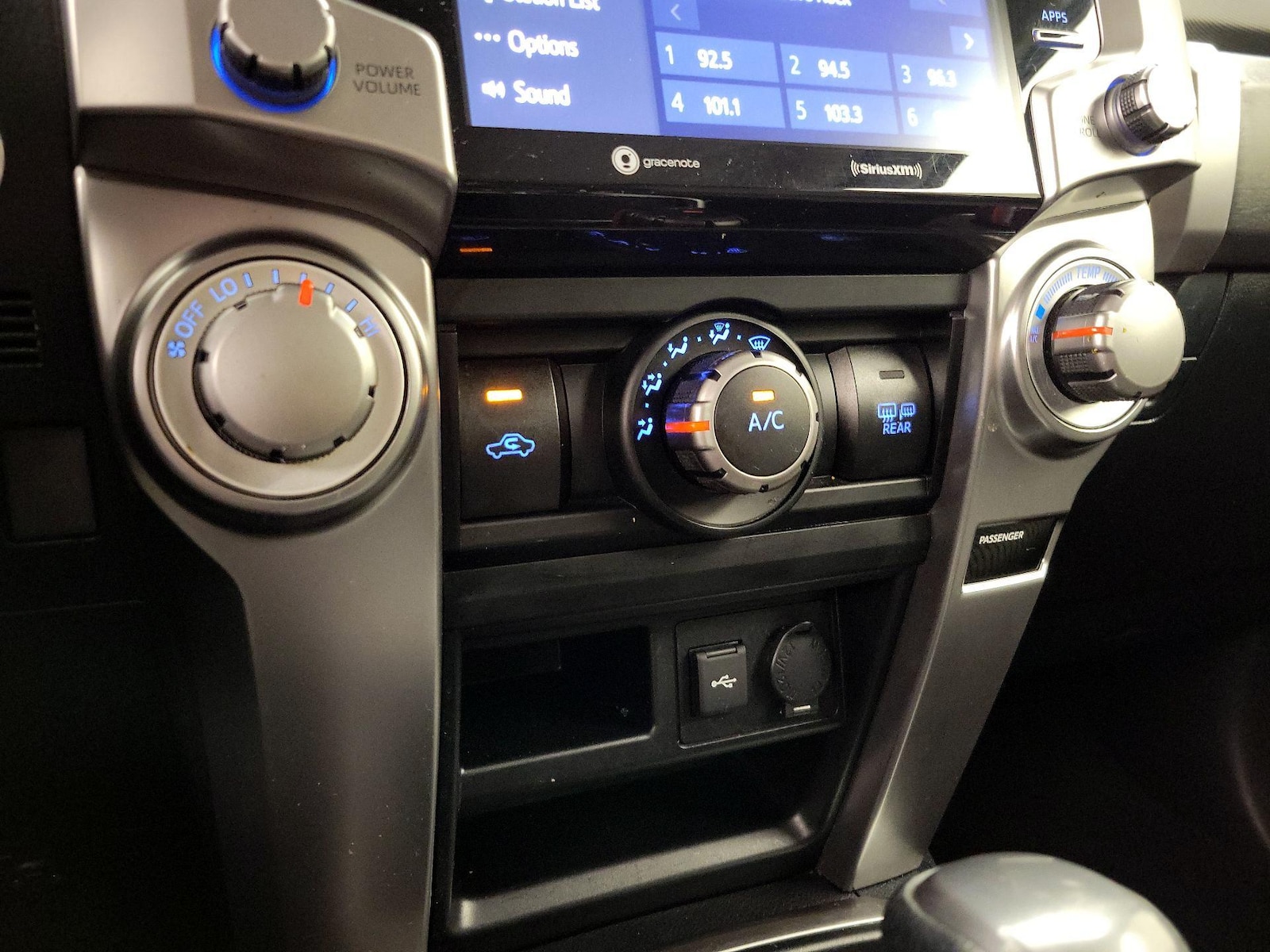 2024 Toyota 4Runner SR5 - Photo 17