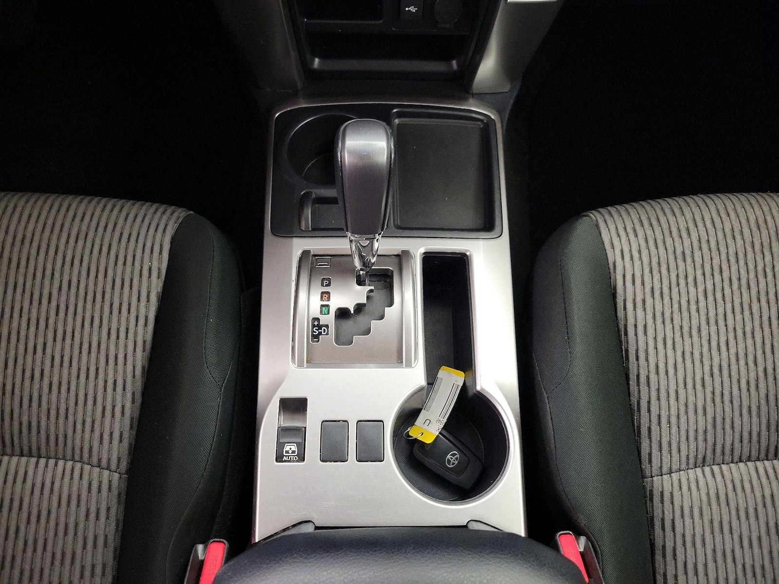 2024 Toyota 4Runner SR5 - Photo 18