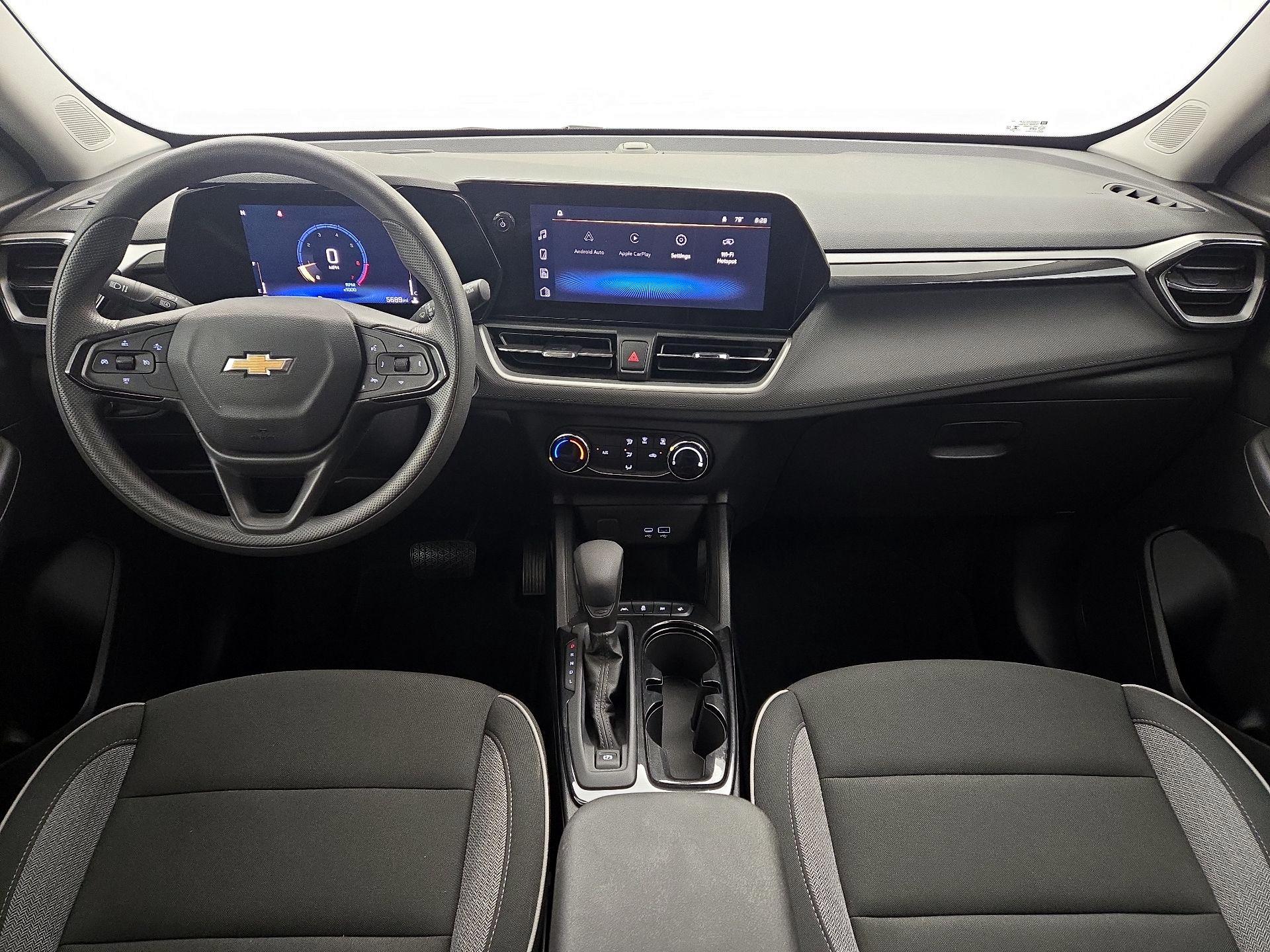 Thumbnail: 2026 Chevrolet TrailBlazer - 9