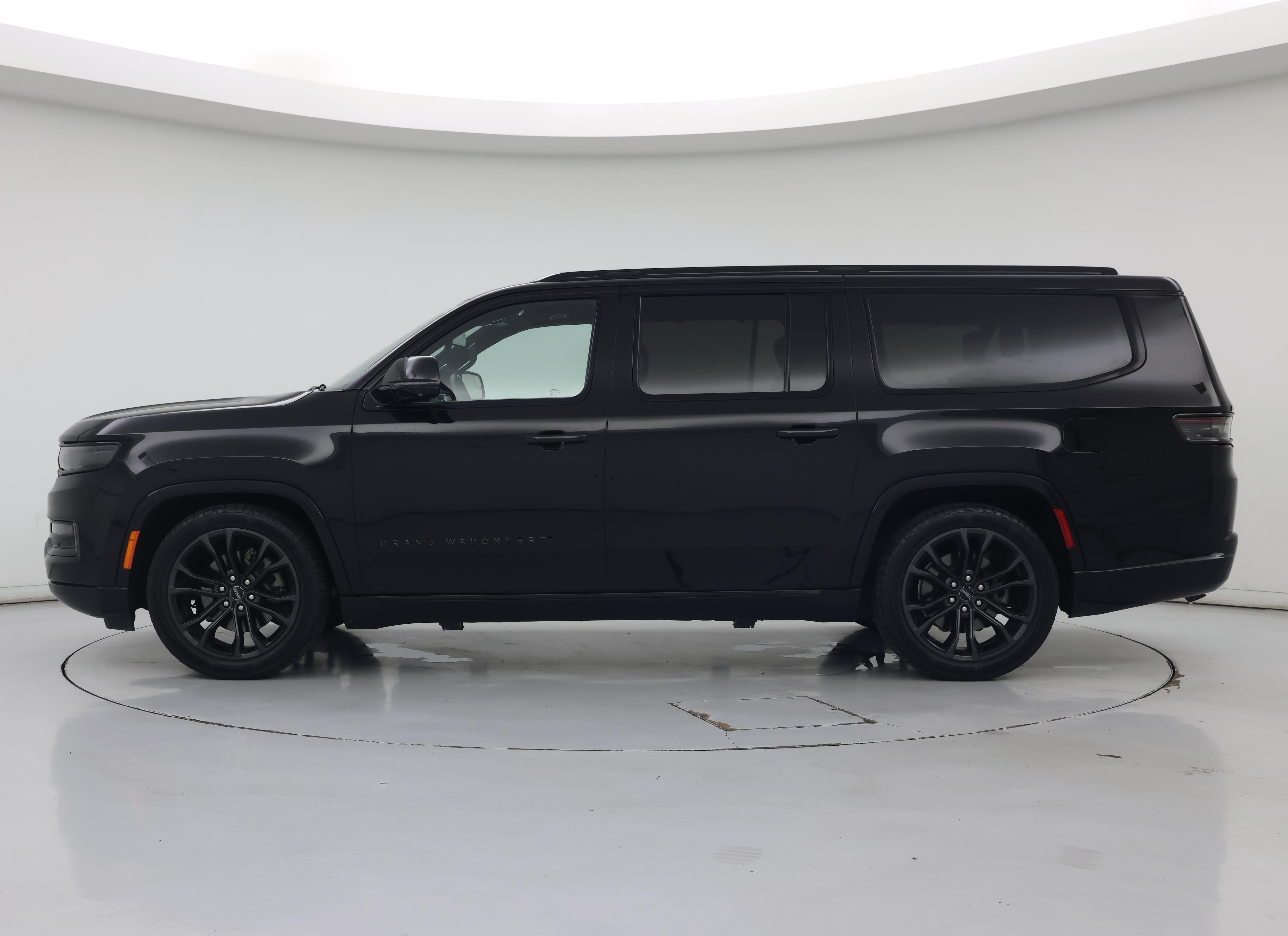 Thumbnail: 2024 Jeep Grand Wagoneer L - 3